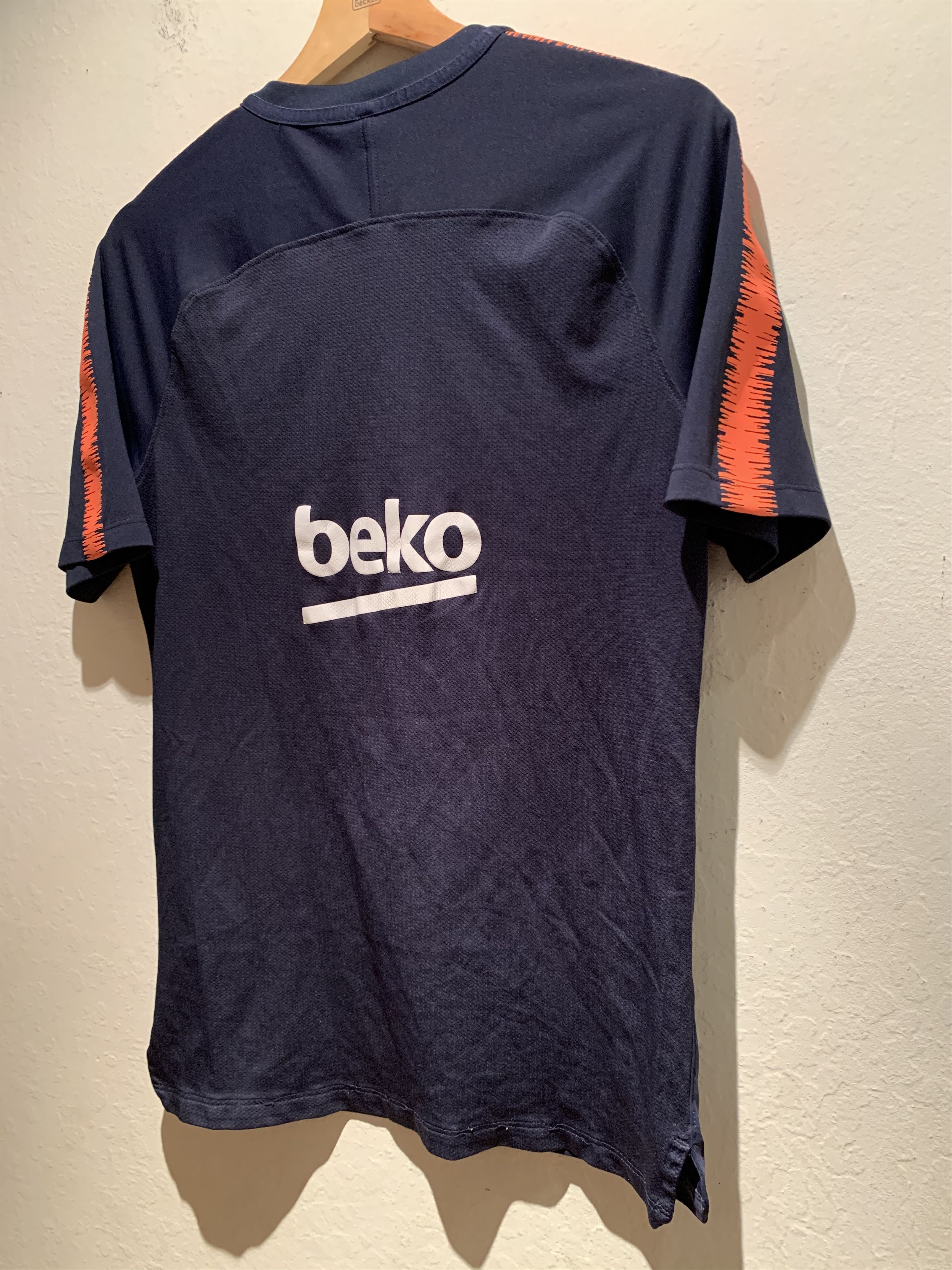 Nike *RARE* Nike Authentic FC Barcelona Dri-Fit Soccer Jersey - M Size US M / EU 48-50 / 2 - 4 Thumbnail