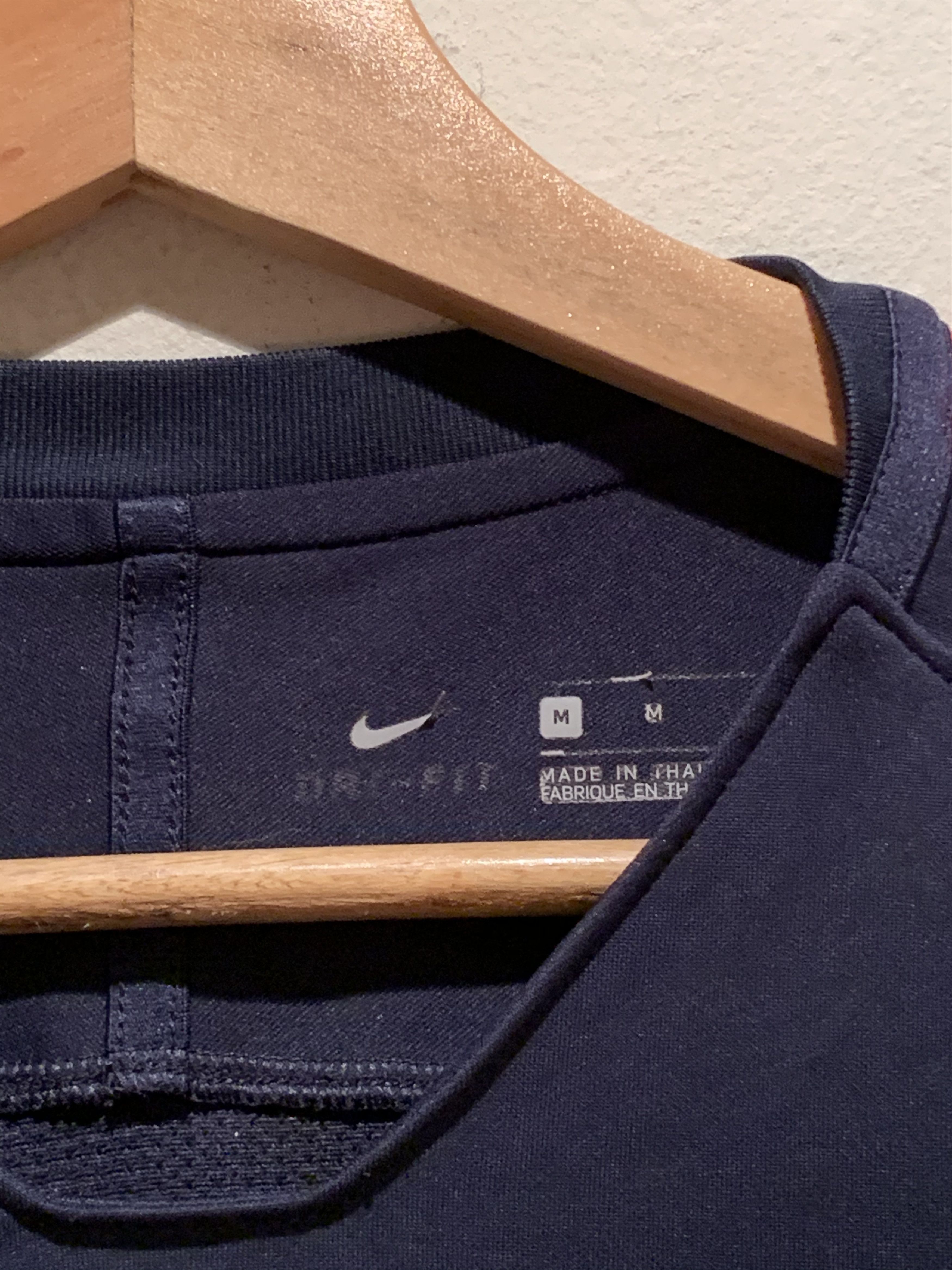 Nike *RARE* Nike Authentic FC Barcelona Dri-Fit Soccer Jersey - M Size US M / EU 48-50 / 2 - 3 Thumbnail