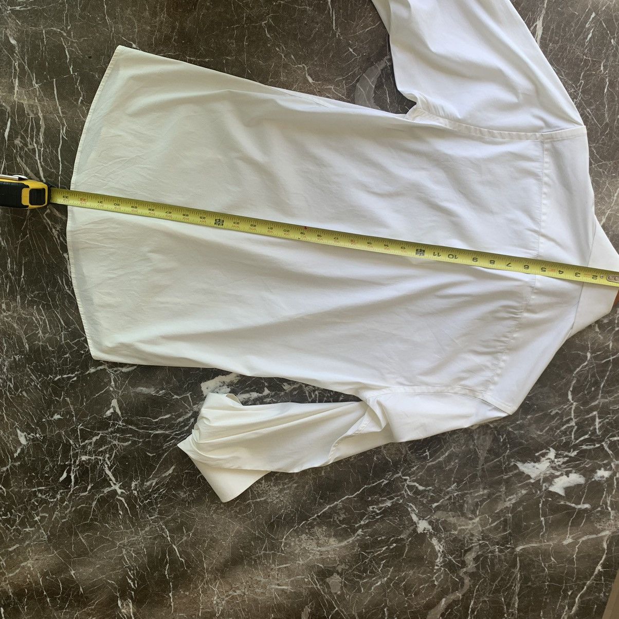 Gucci Final Drop! Gucci slim white shirt sz 39 / 15.5 like new Size US M / EU 48-50 / 2 - 7 Thumbnail