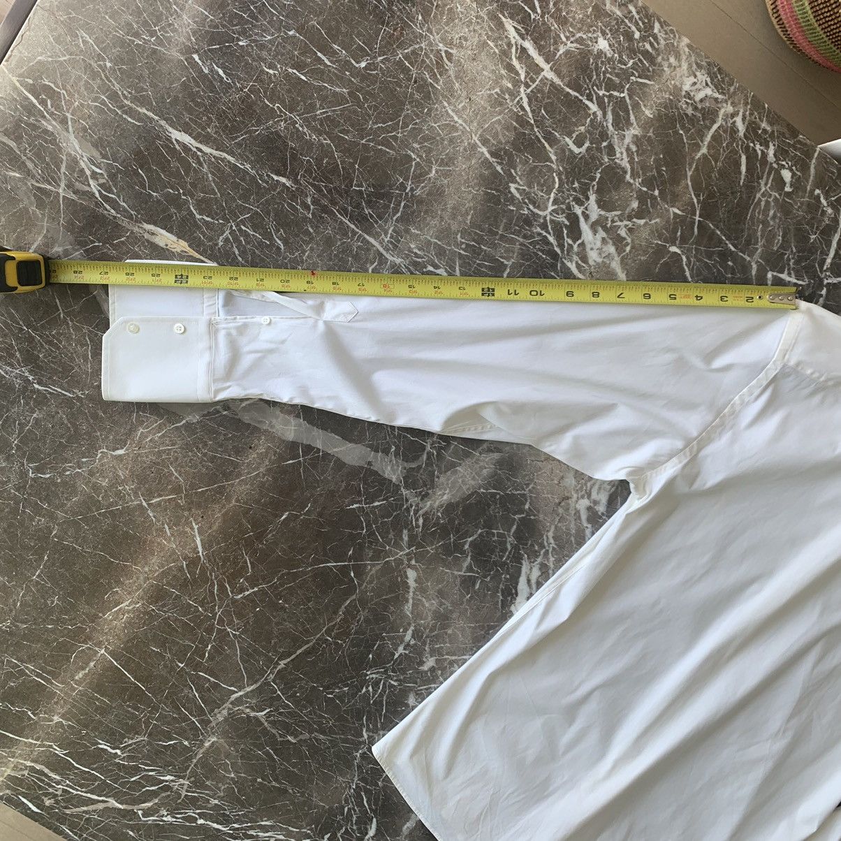 Gucci Final Drop! Gucci slim white shirt sz 39 / 15.5 like new Size US M / EU 48-50 / 2 - 9 Thumbnail