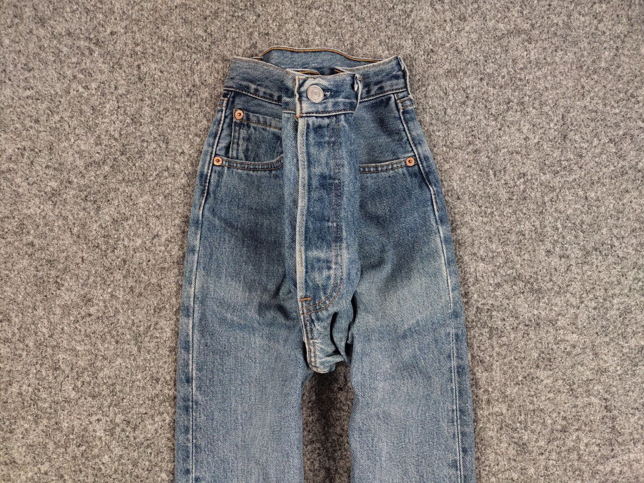 Levi's Vintage 80's Levis 501 Jeans Made USA Perfect Faded Denim Size US 33 - 7 Thumbnail