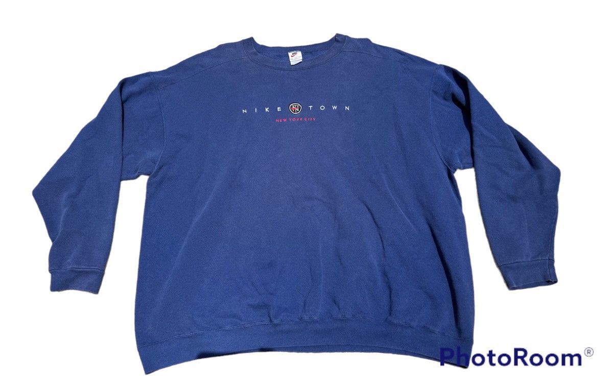 Nike × Vintage Vintage Nike Town New York Sweatshirt Size US XL / EU 56 / 4 - 1 Thumbnail