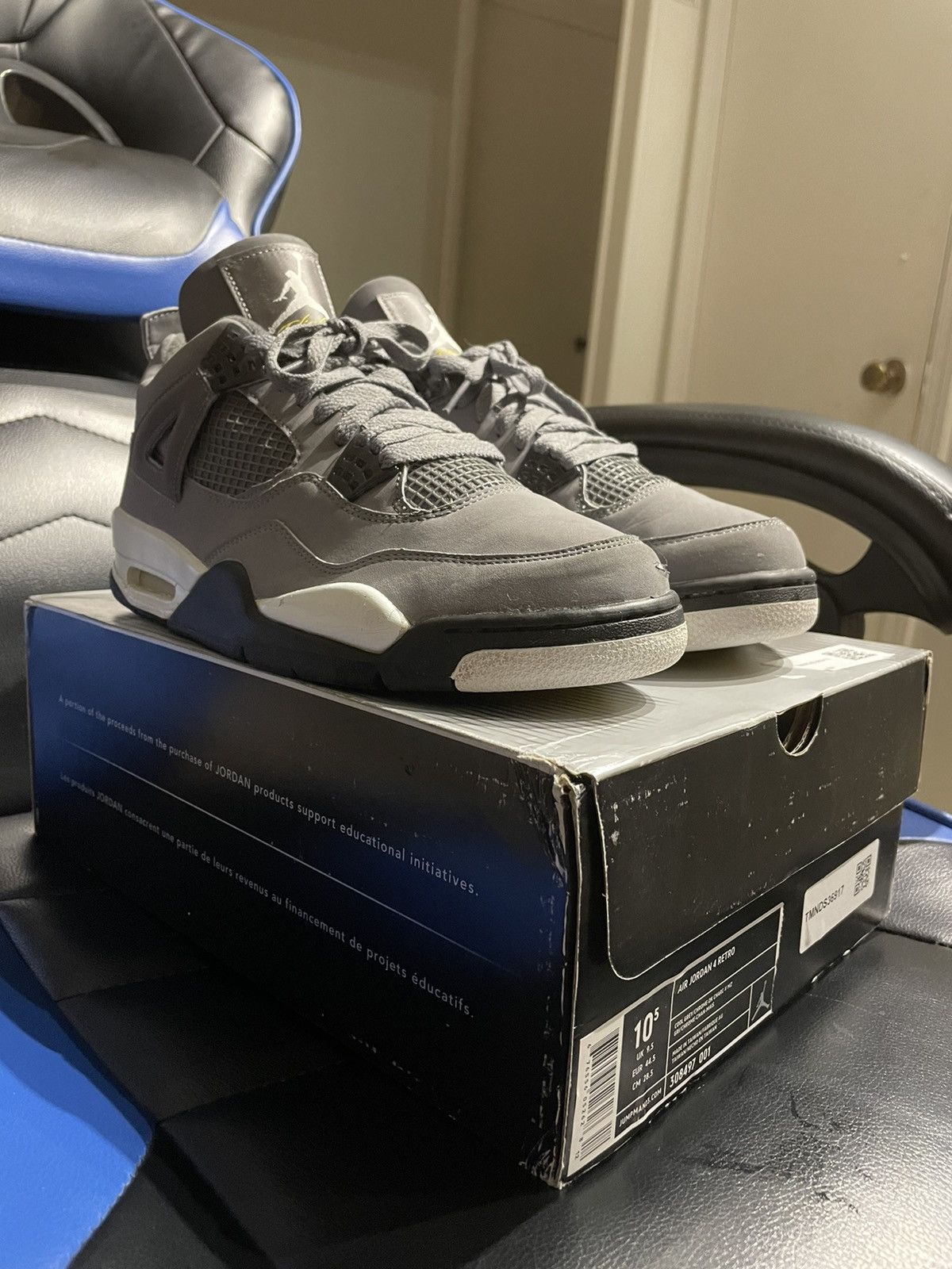 Jordan Brand Air Jordan 4 Retro ‘Cool Grey’ 2004 Size US 10.5 / EU 43-44 - 13 Thumbnail