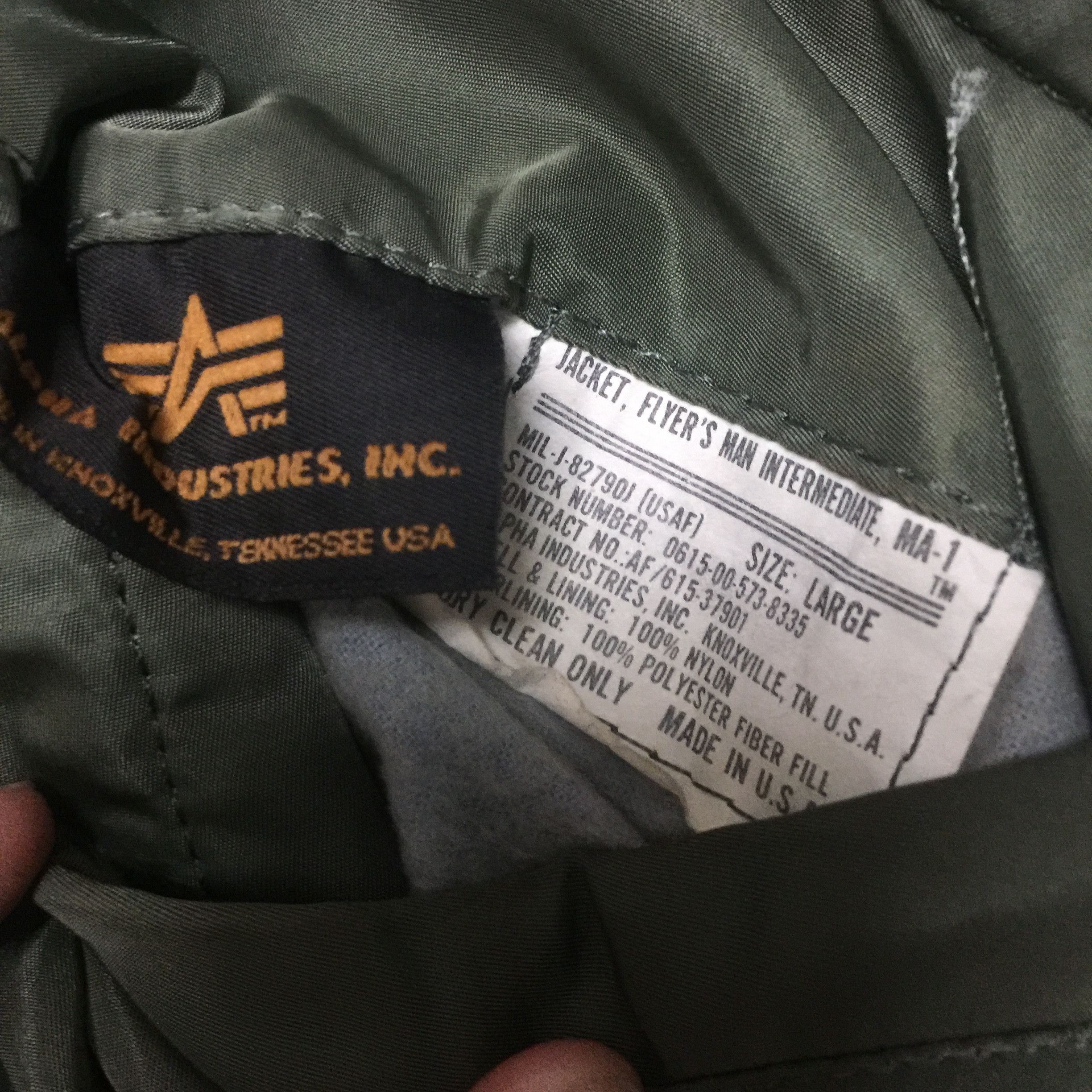 Alpha Industries MA-1 Flight Jacket Size US L / EU 52-54 / 3 - 2 Thumbnail
