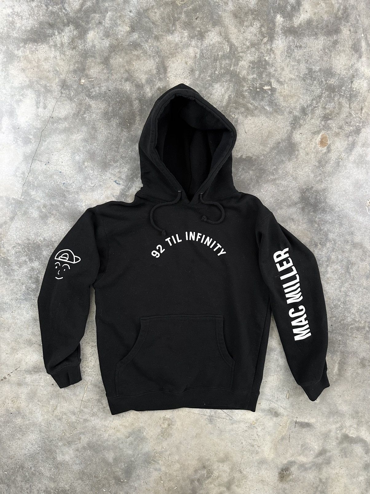 Mac Miller Black 92 to Infinity Logo Hoodie Small
