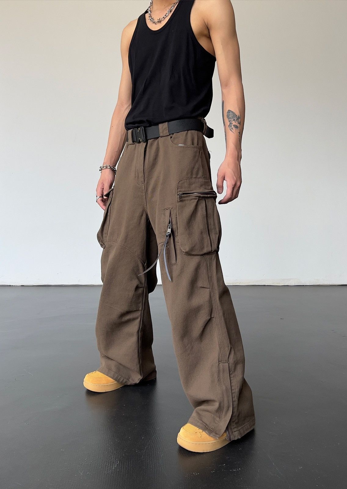 Japanese Brand Brown Workwear Pants Size US 32 / EU 48 - 1 Thumbnail