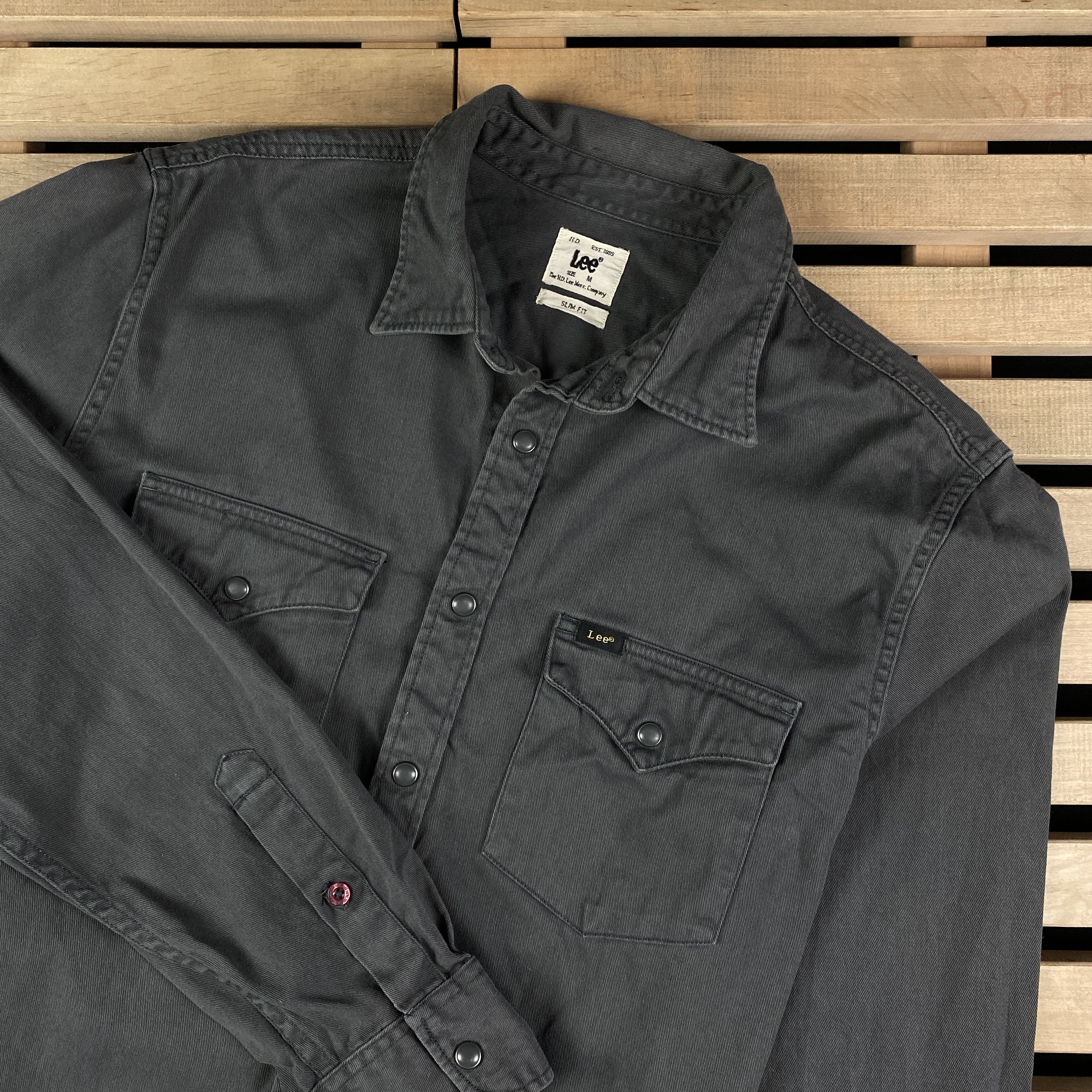 Lee × Vintage Mens Denim Shirt Long Sleeve Lee Vintage Size M Size US M / EU 48-50 / 2 - 2 Thumbnail