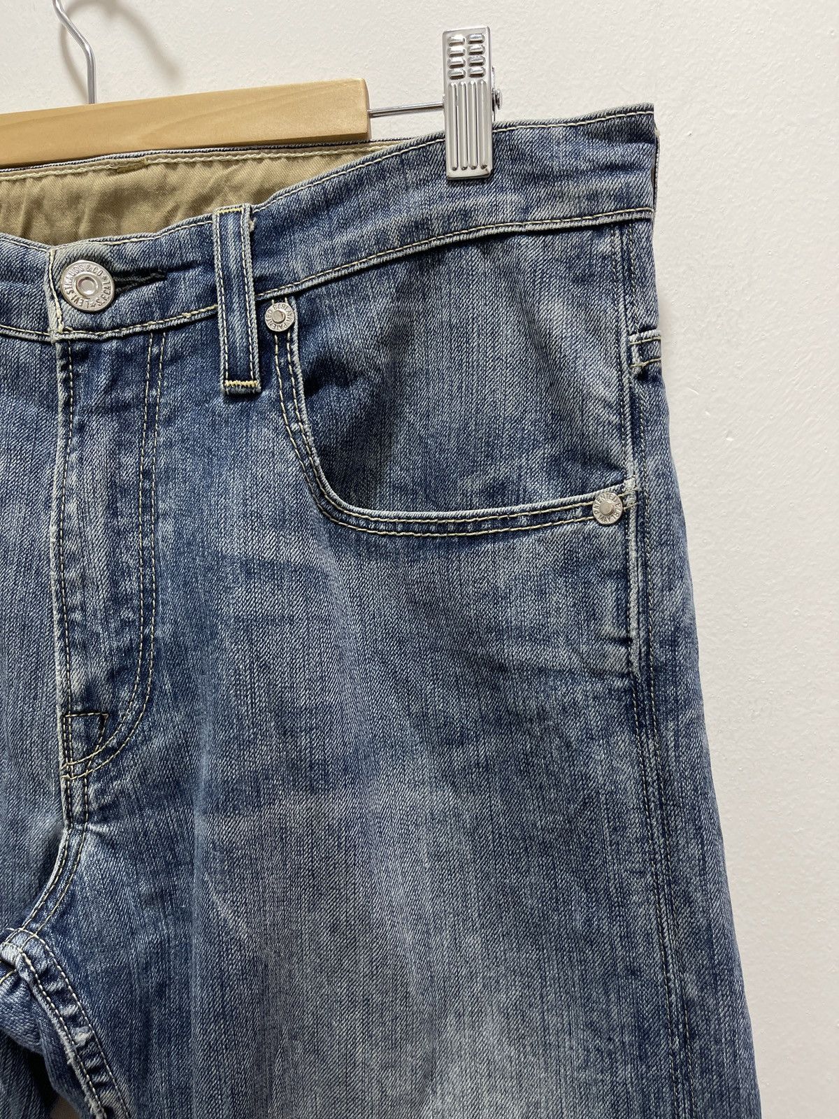 Levi's VINTAGE LEVIS’S 513 NON SELVEDGE DISTRESSED DENIM Size US 32 / EU 48 - 8 Thumbnail