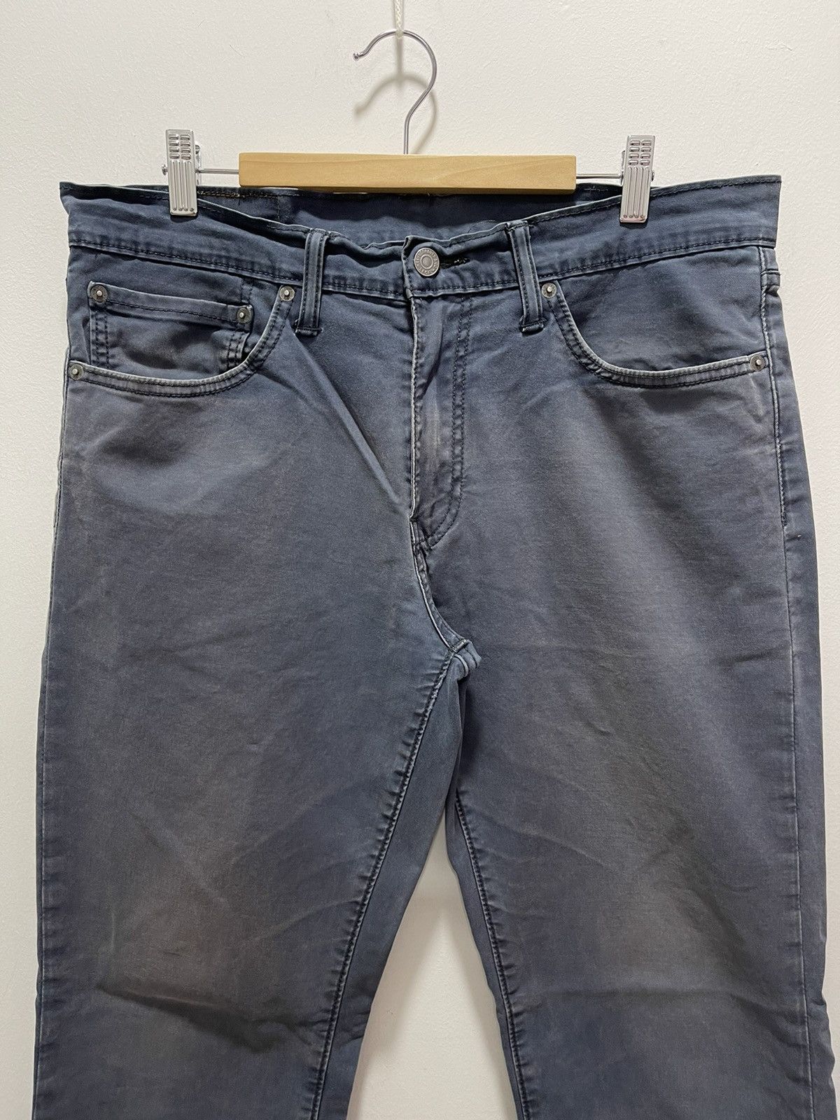 SUN FADED LEVIS 511 WHITE TAB DISTRESSED 34x32