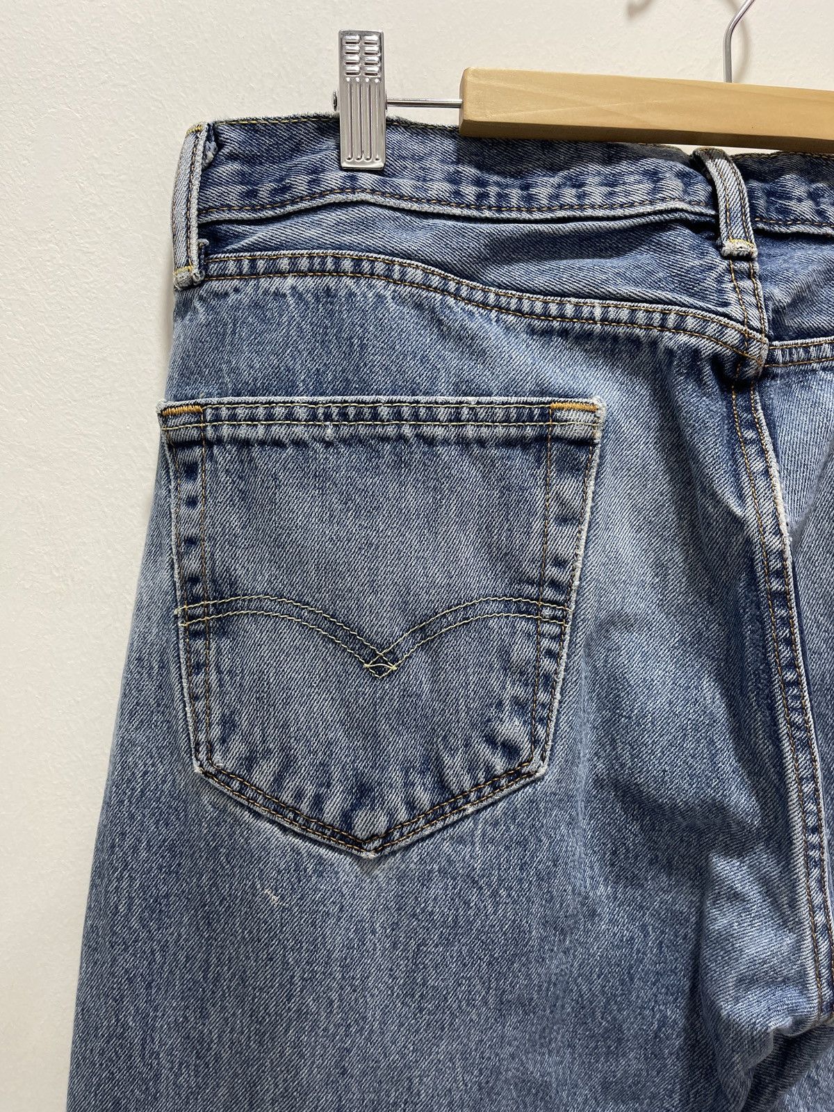 Levi's LEVIS 505 NON SELVEDGE DISTRESSED DENIM JEANS 33x32 Size US 33 - 3 Thumbnail