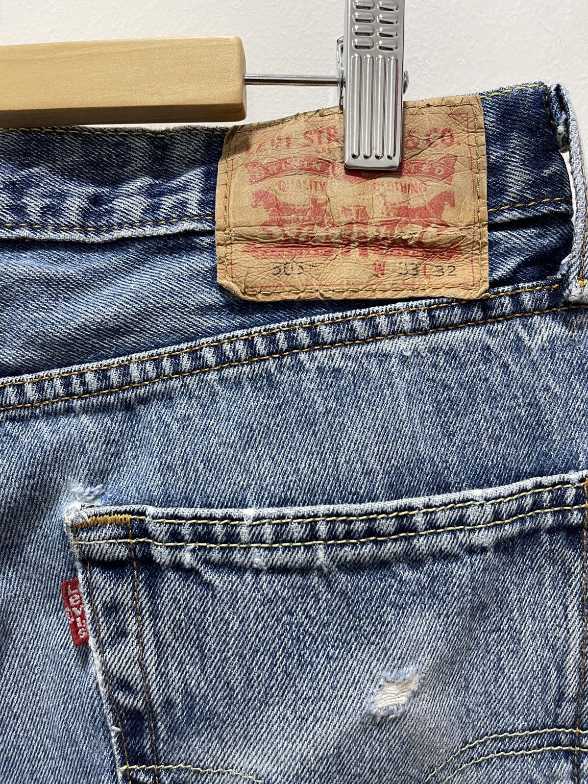 Levi's LEVIS 505 NON SELVEDGE DISTRESSED DENIM JEANS 33x32 Size US 33 - 12 Thumbnail