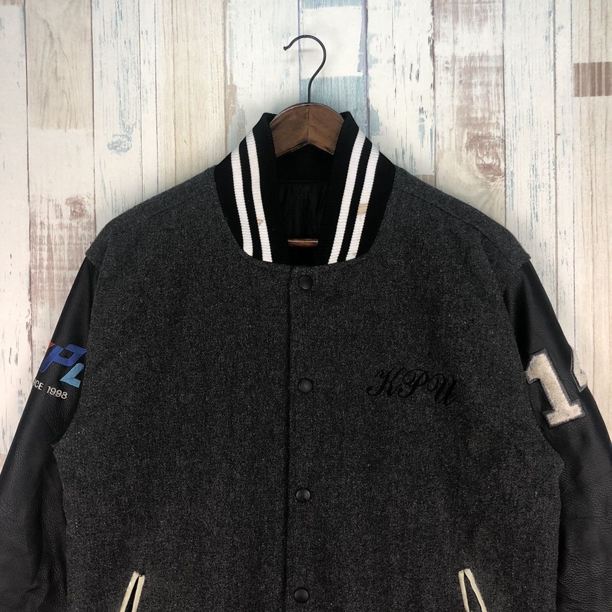 Vintage Vintage University Varsity Jacket Size US L / EU 52-54 / 3 - 3 Thumbnail