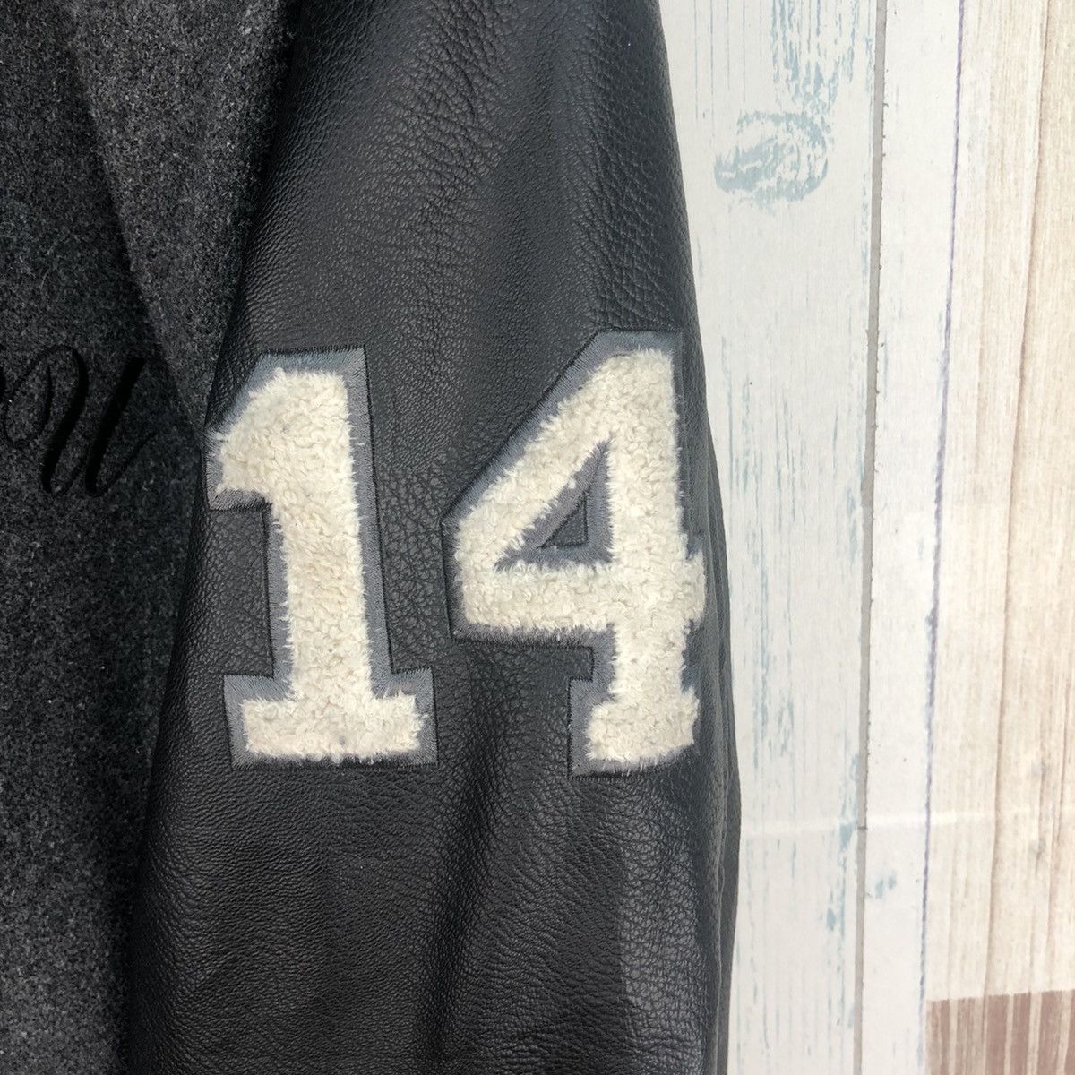 Vintage Vintage University Varsity Jacket Size US L / EU 52-54 / 3 - 6 Thumbnail