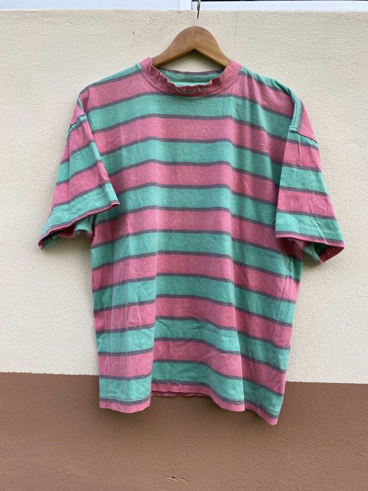 Vintage 90s GOTCHA australia surfwear turtleneck