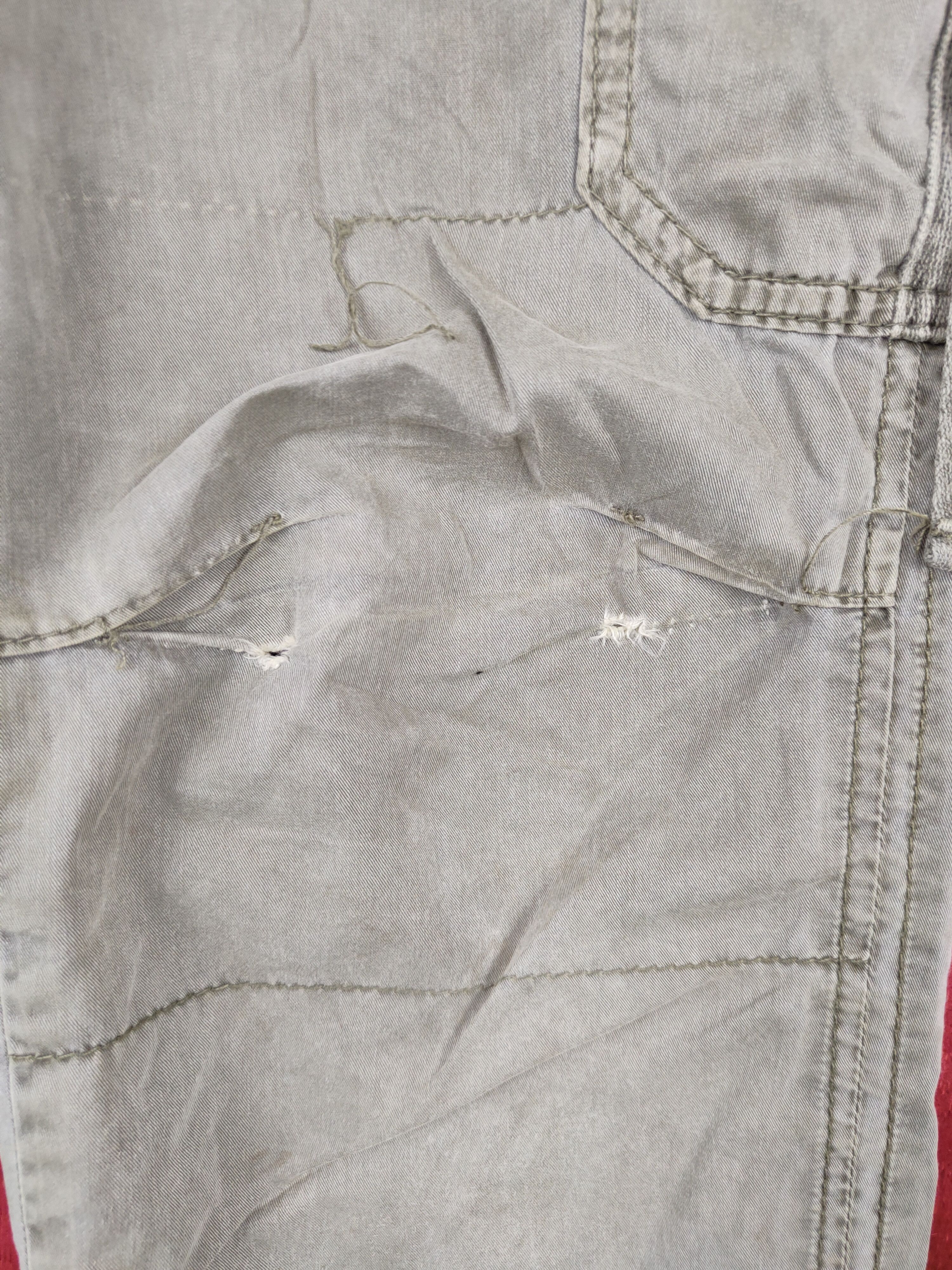 Japanese Brand × Uniqlo Uniqlo Army Green Multi Pocket Tactical Cargo Pants #S460 Size 26" / US 2 / IT 38 - 9 Thumbnail