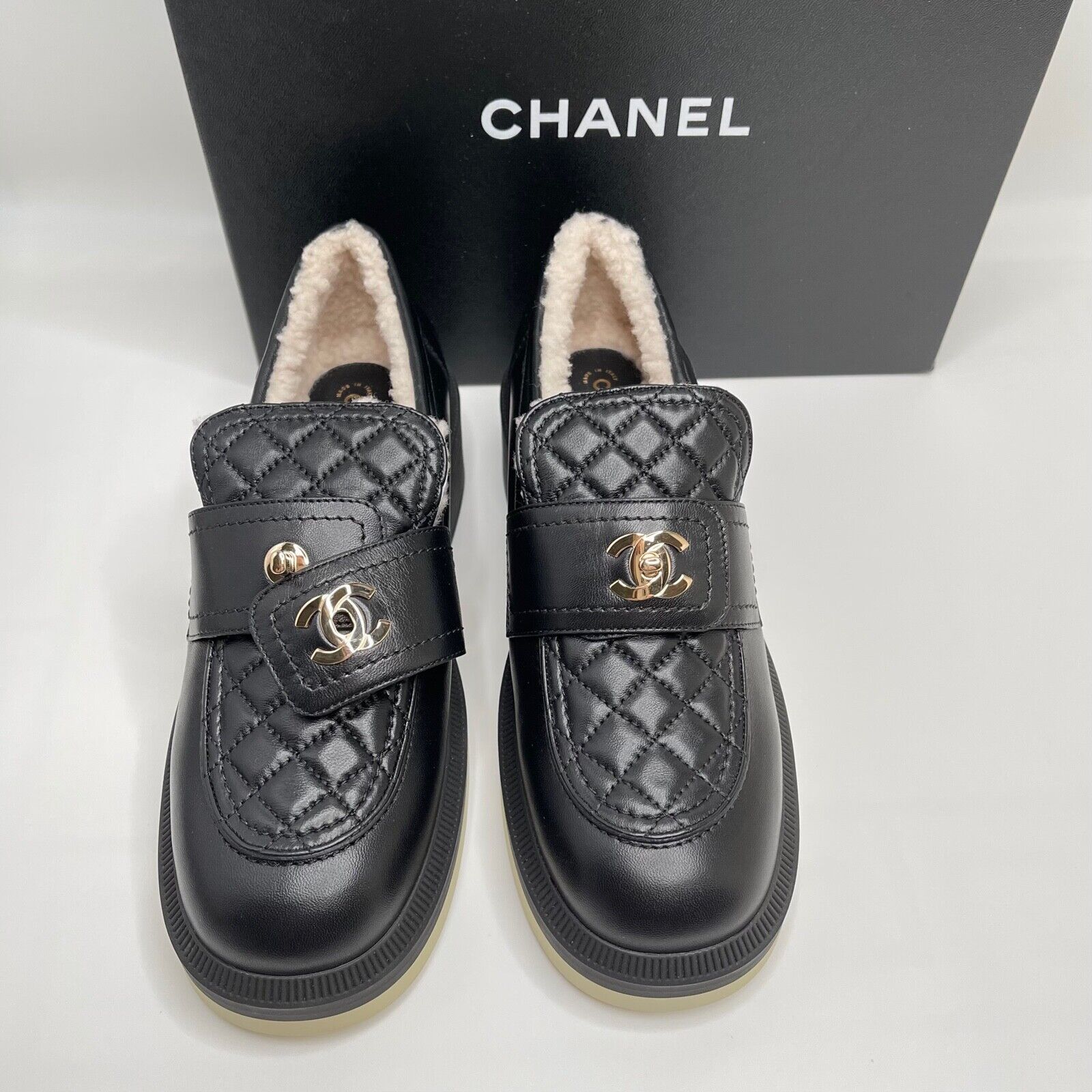 Chanel Leather Shearling Gold CC Turnlock Loafers 39.5 EUR Size
