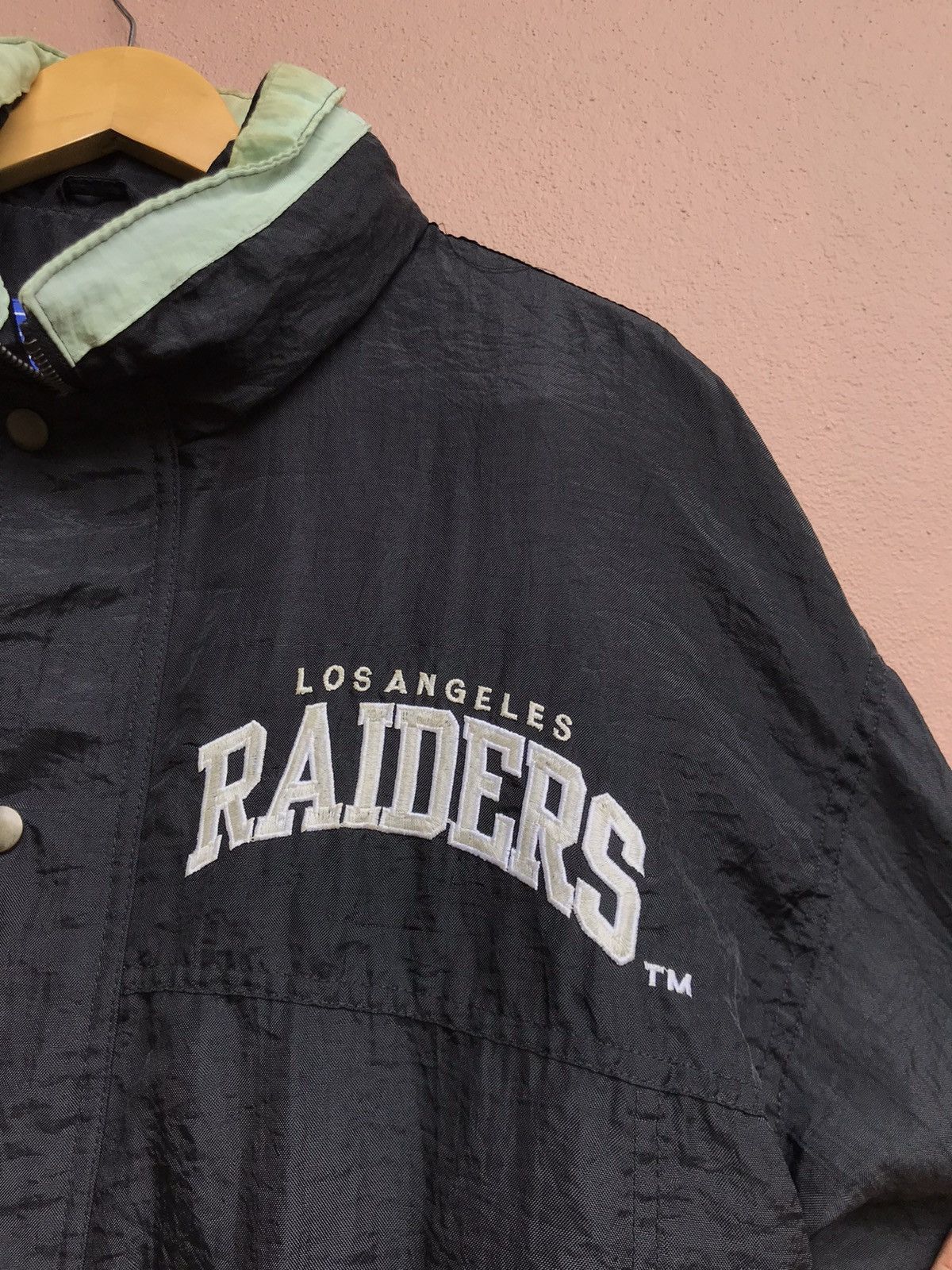 NFL Vintage 90s Starter NFL Los Angeles Raiders Nylon Jacket Size US L / EU 52-54 / 3 - 5 Thumbnail