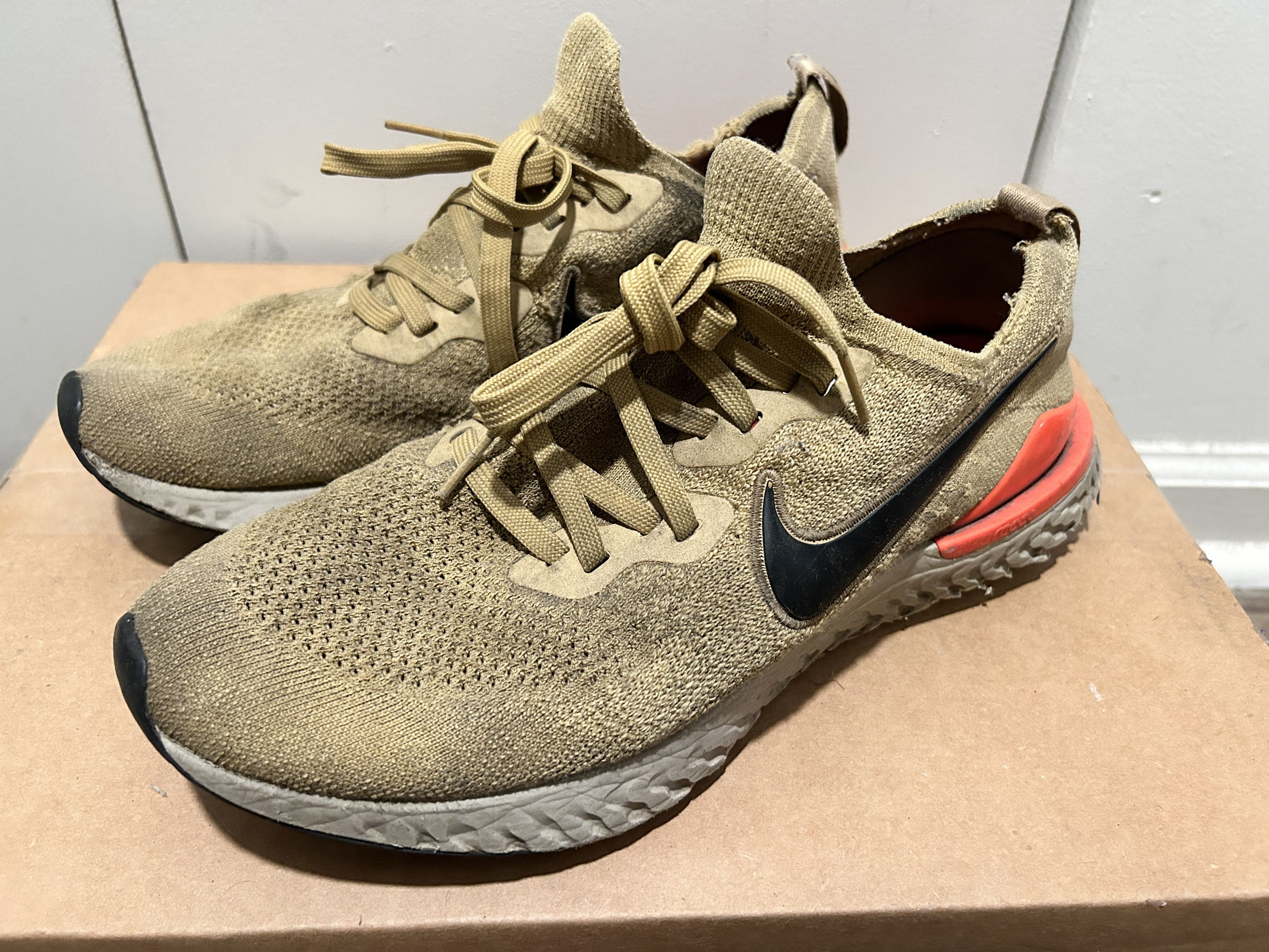 Nike epic react club gold best sale