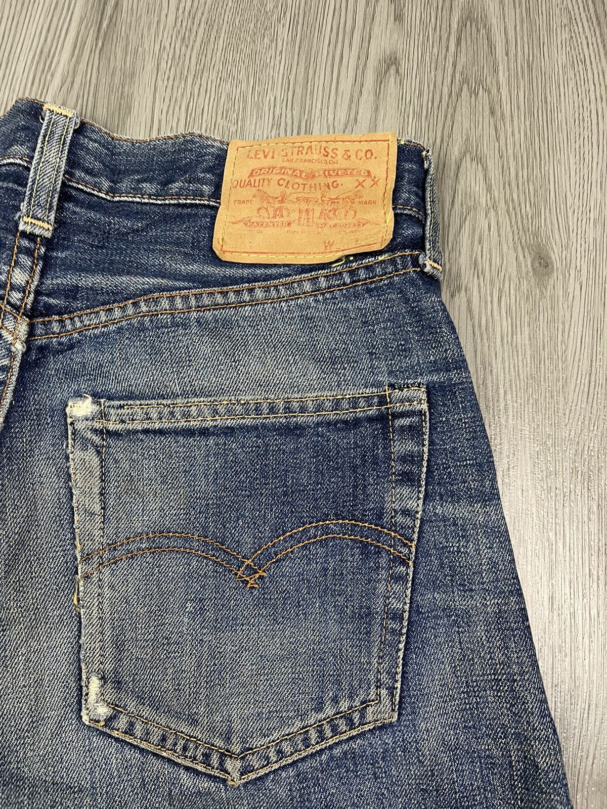 Levi's Incredible Color & Patina Levi’s 501 BIG E from 60s Size US 28 / EU 44 - 13 Thumbnail