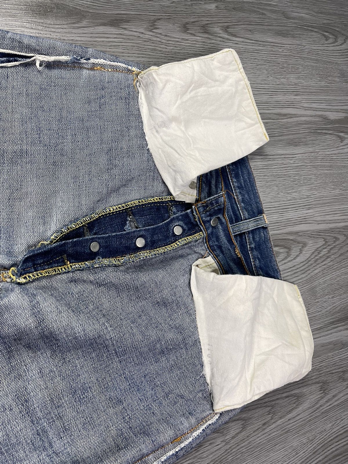 Levi's Incredible Color & Patina Levi’s 501 BIG E from 60s Size US 28 / EU 44 - 22 Thumbnail