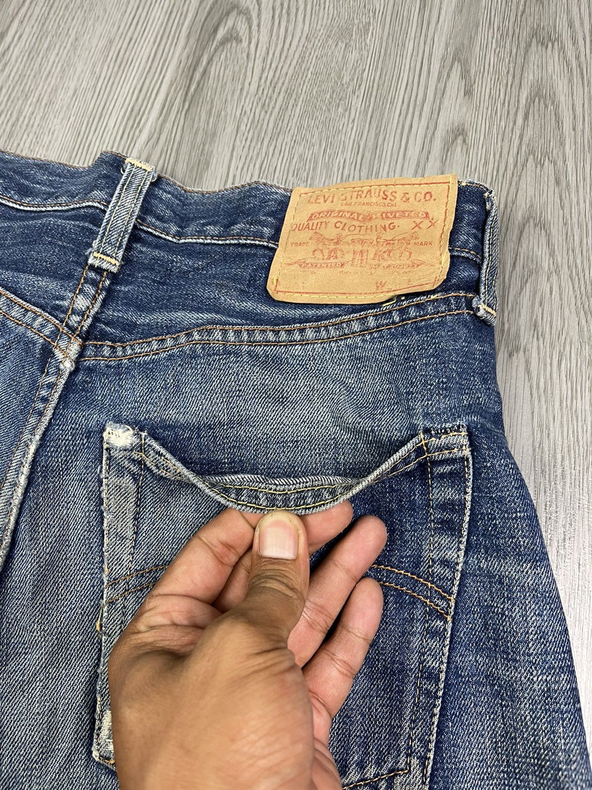 Levi's Incredible Color & Patina Levi’s 501 BIG E from 60s Size US 28 / EU 44 - 15 Thumbnail