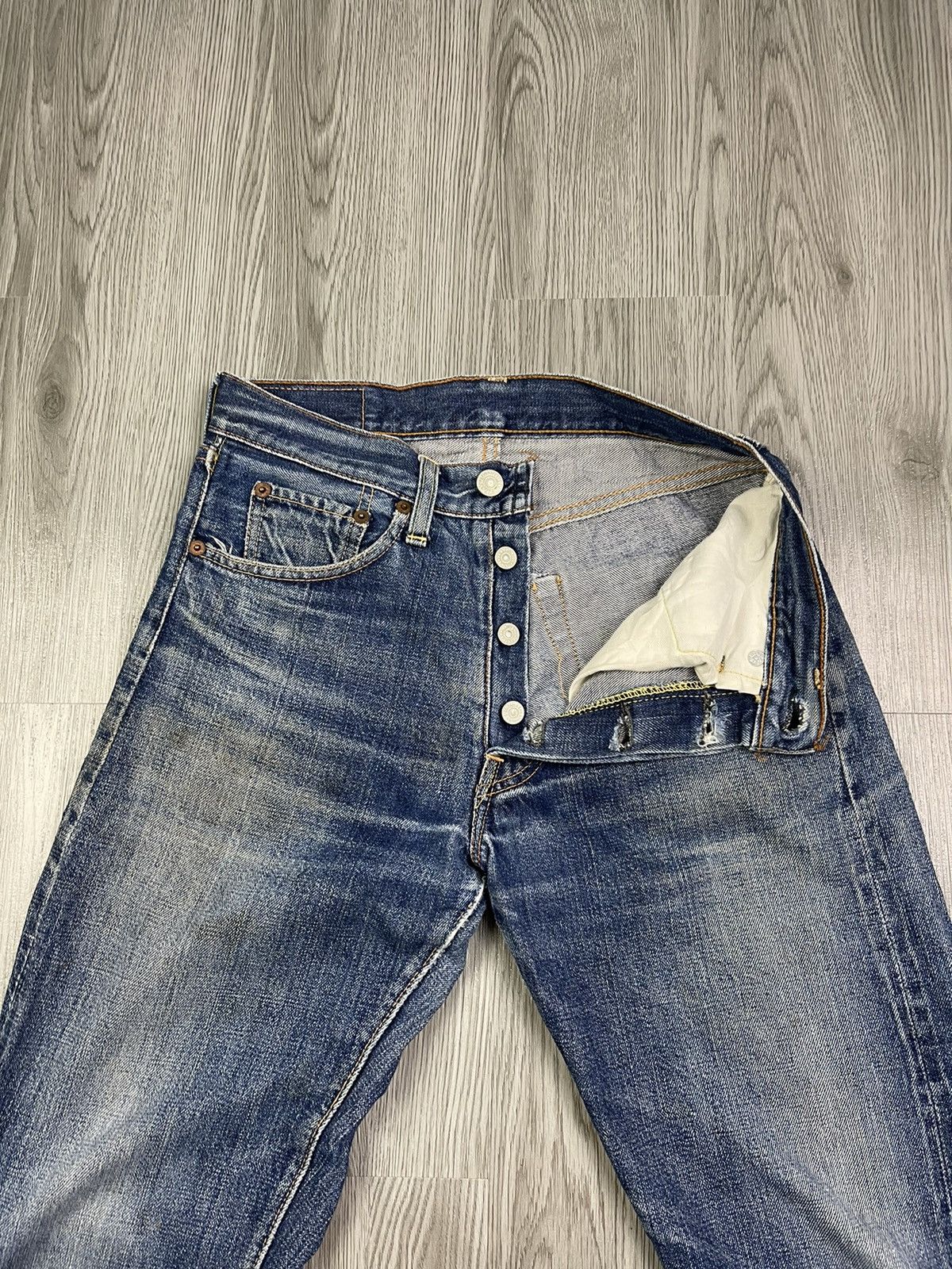 Levi's Incredible Color & Patina Levi’s 501 BIG E from 60s Size US 28 / EU 44 - 16 Thumbnail