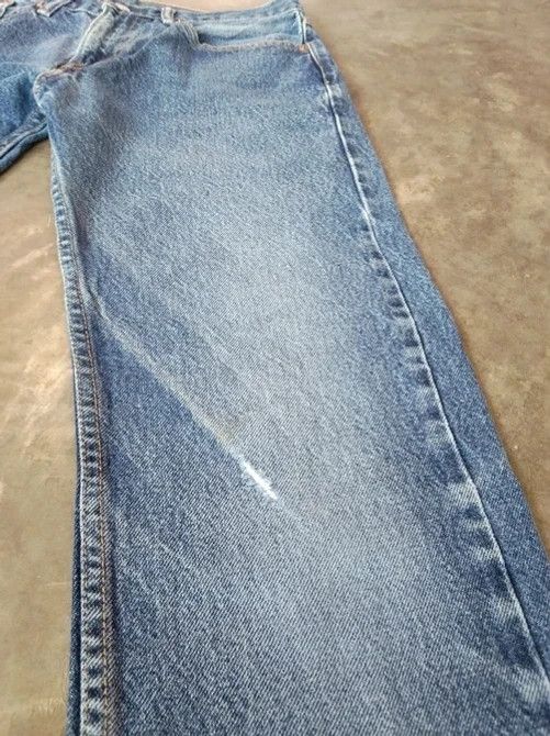 Jean × Levi's × Vintage Vintage Levis 505 Straight Leg Distressed Jeans 31x33 Size US 31 - 4 Thumbnail