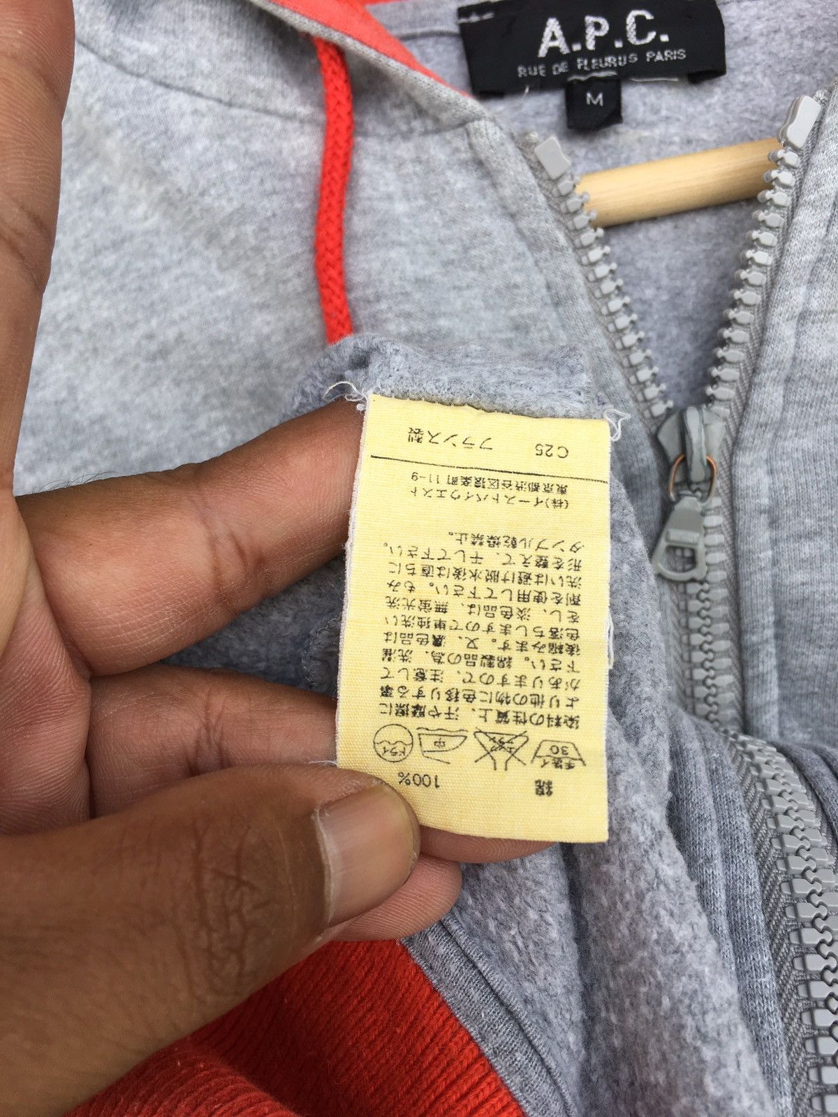 A.P.C. Vintage A.P.C Grey Hoodie Sweater Size US S / EU 44-46 / 1 - 12 Thumbnail