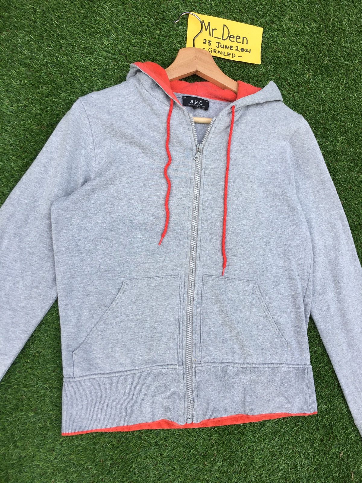 A.P.C. Vintage A.P.C Grey Hoodie Sweater Size US S / EU 44-46 / 1 - 4 Thumbnail
