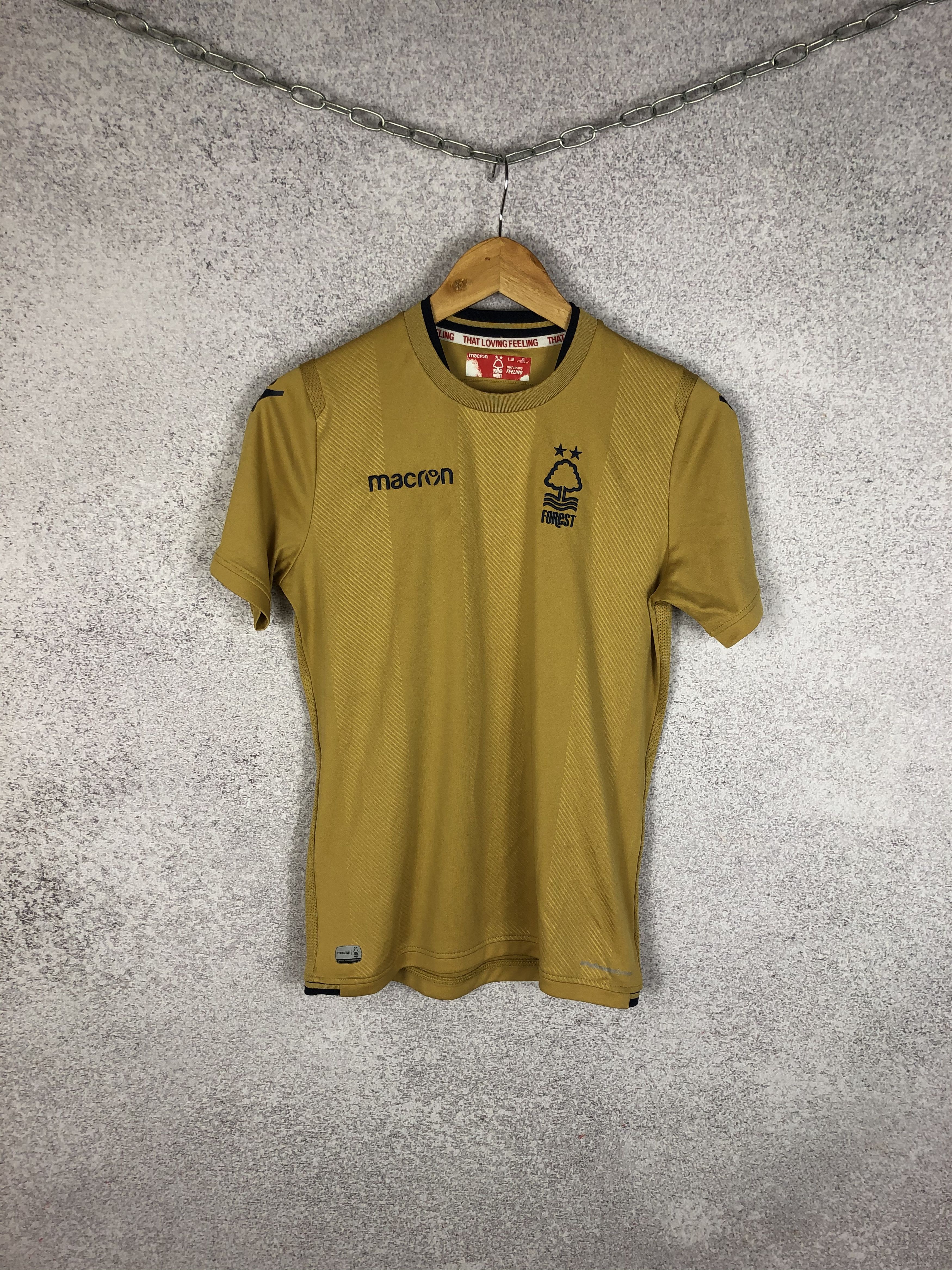 Macron FC Nottingham Forest Macron Soccer Jersey Football Shirt Size US XS / EU 42 / 0 - 1 Thumbnail