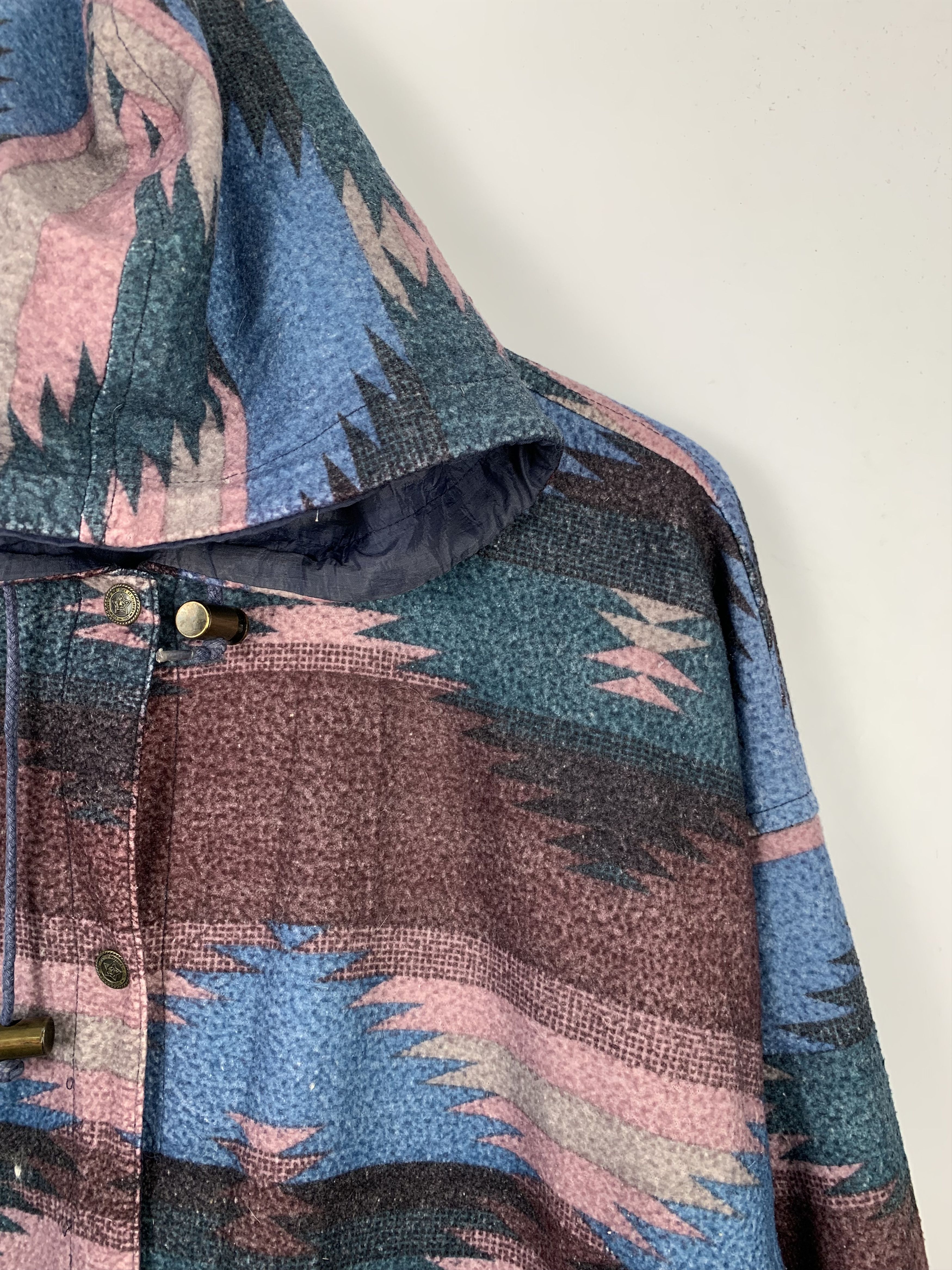 Japanese Brand × Vintage Vintage Japanese Brand Navajo Native Hoodie Jacket Size US L / EU 52-54 / 3 - 6 Thumbnail