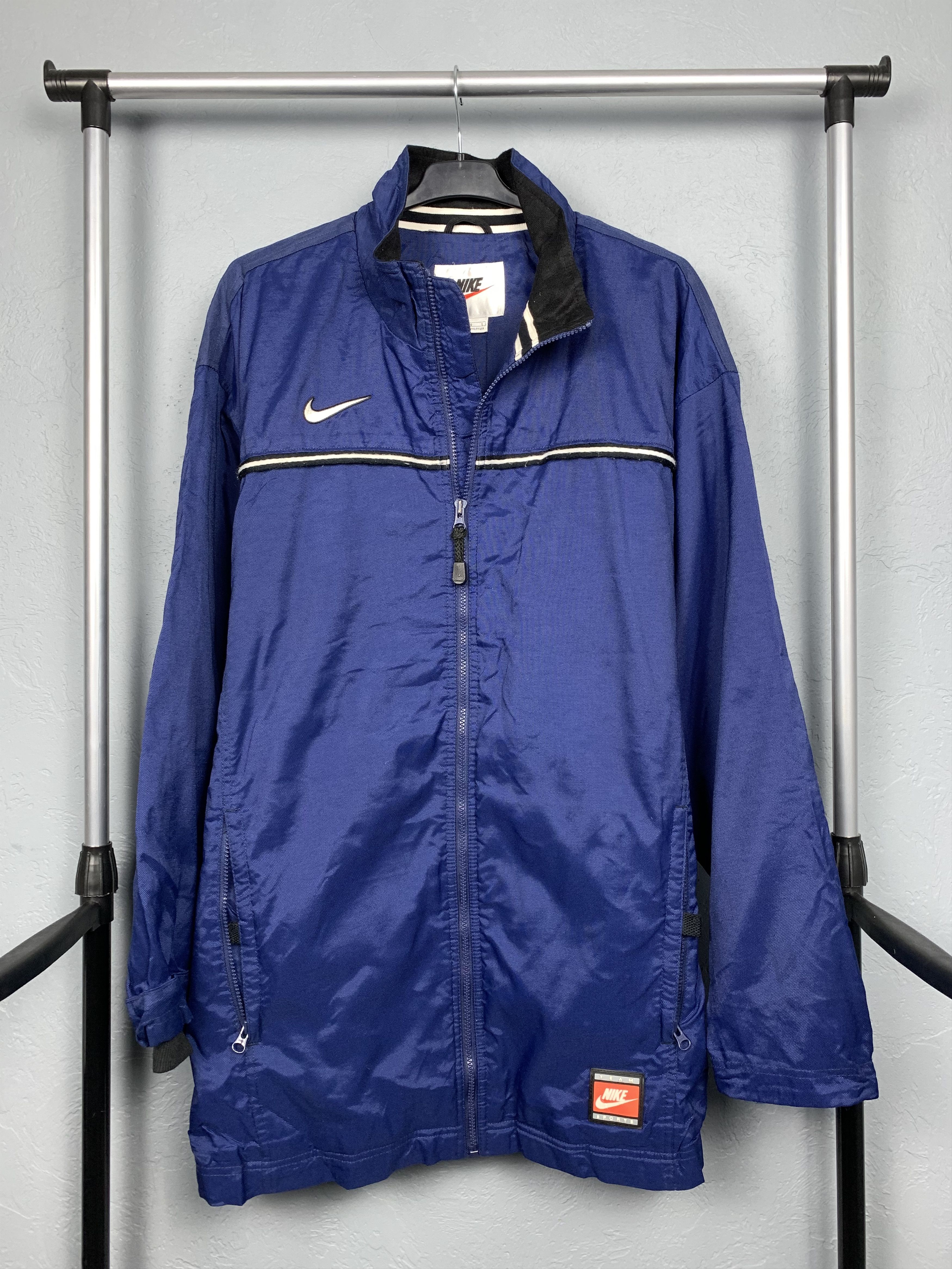 Nike Nike 90s Vintage Mens Nylon Jacket Size US L / EU 52-54 / 3 - 1 Thumbnail