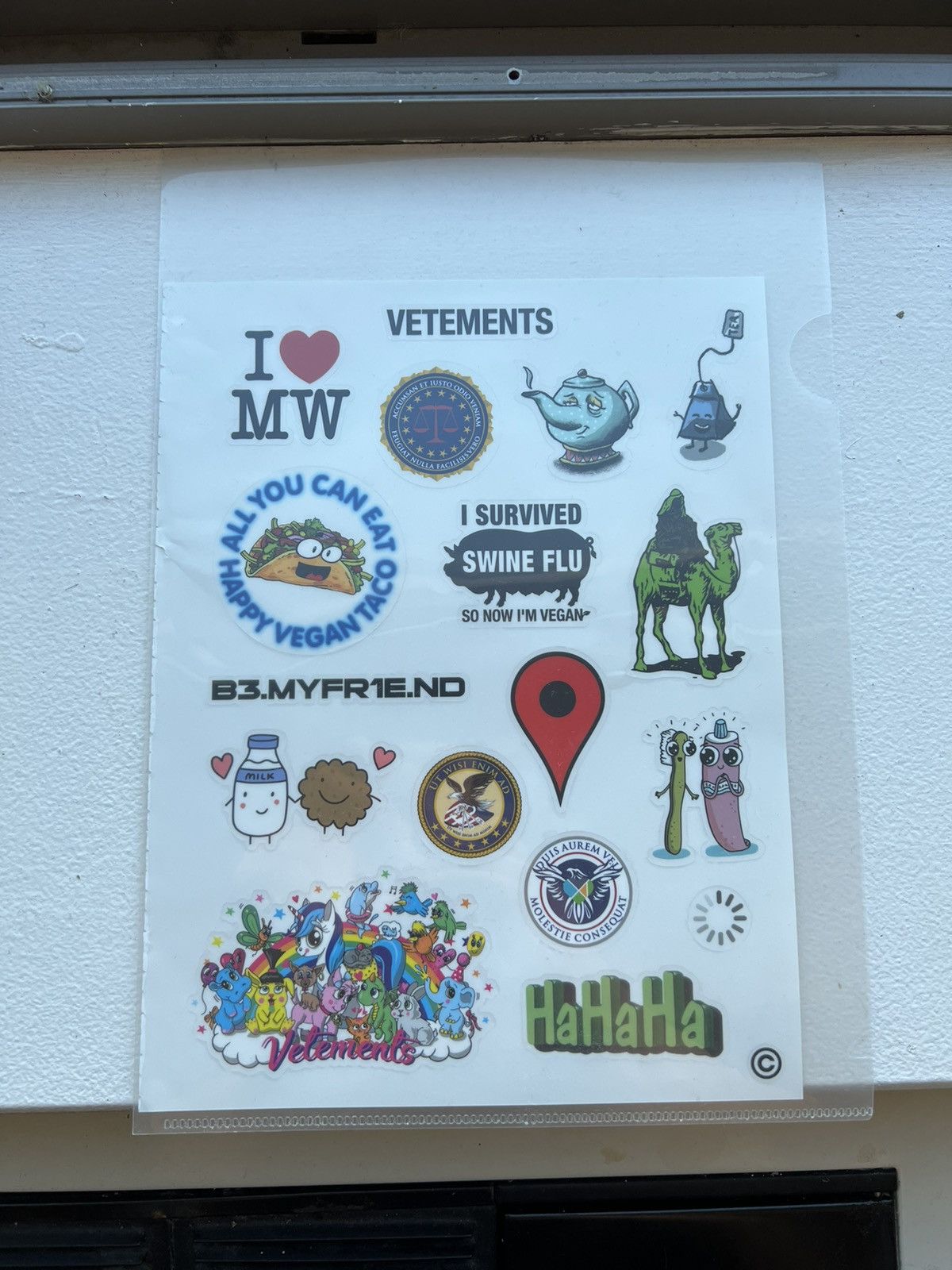 Vetements Vetements FW19 Sticker Sheet Size ONE SIZE - 1 Thumbnail