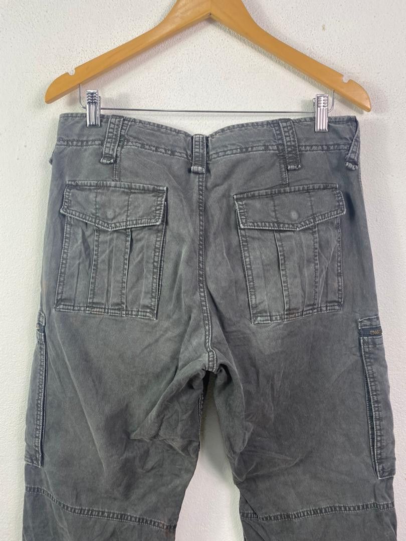 Japanese Brand × Uniqlo Cargo Pants Tactical Multi Pocket Size US 32 / EU 48 - 10 Thumbnail