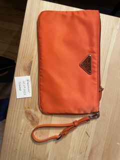 New Prada Fuoco Red Saffiano Leather Gold Hearts Pouch Wristlet Bag 1NE007  