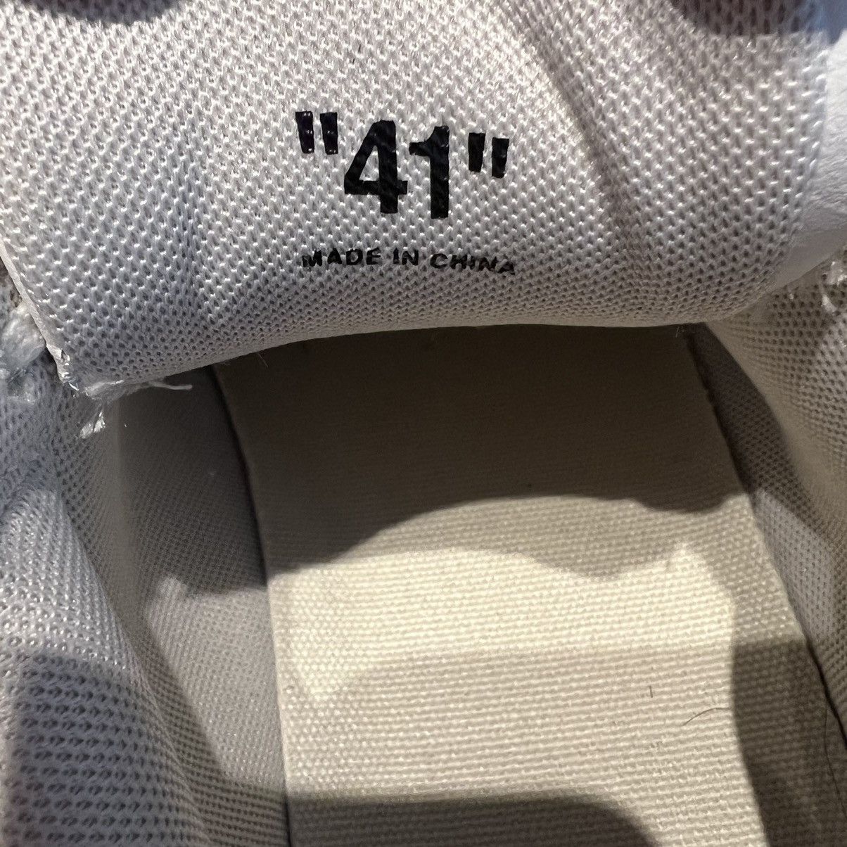 Off-White OFFWHITE OUT OF OFFICE Size US 8 / EU 41 - 4 Thumbnail