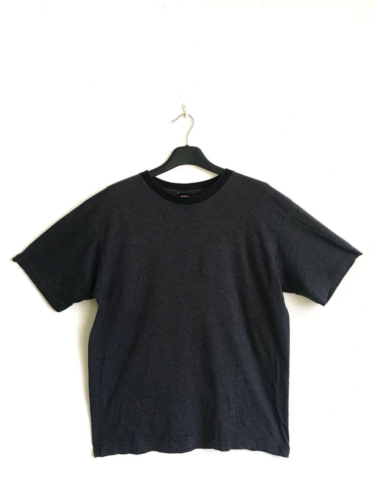 Vintage Vintage Yoo Neek Pin Striped T-shirt Made in Usa Size US M / EU 48-50 / 2 - 1 Thumbnail