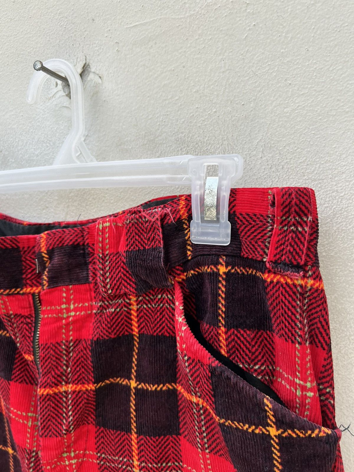 Vintage Vintage 70s Psychedelic Plaid Tartan Flare Cord Trouser Size US 32 / EU 48 - 13 Thumbnail