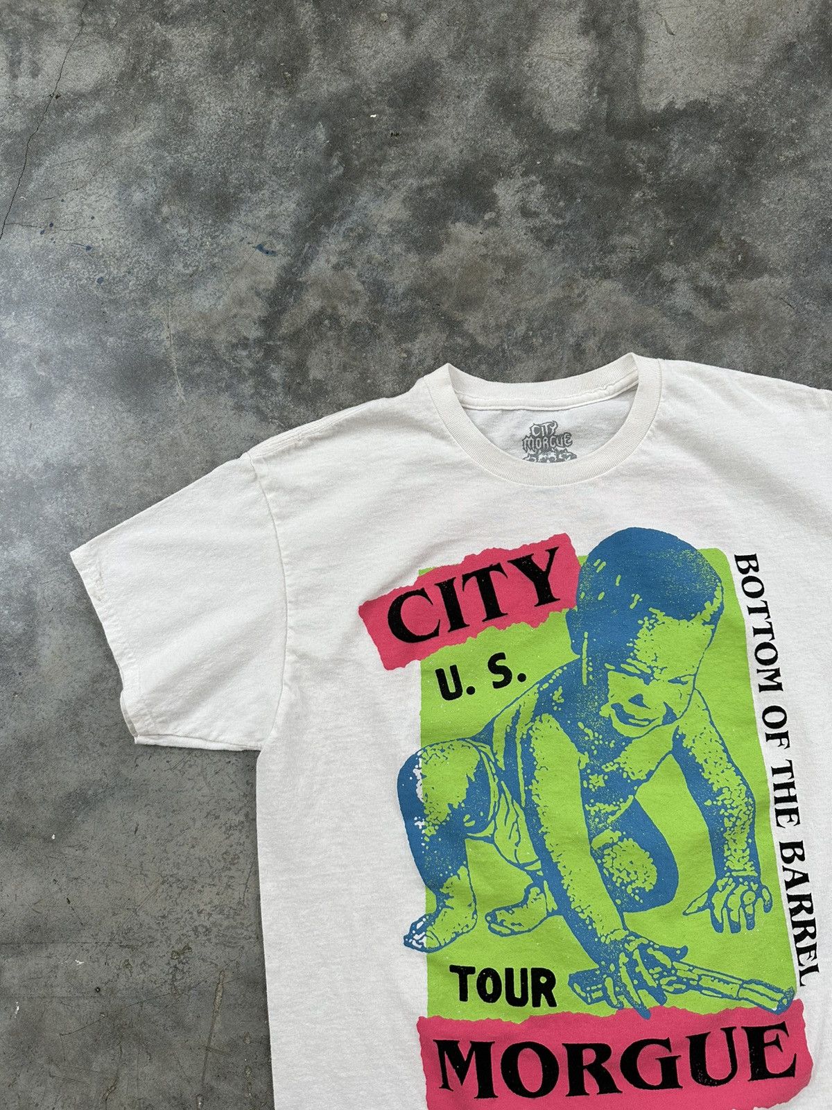 Other City Morgue US Tour Bottom Of The Barrell Tee White Large Size US L / EU 52-54 / 3 - 2 Thumbnail