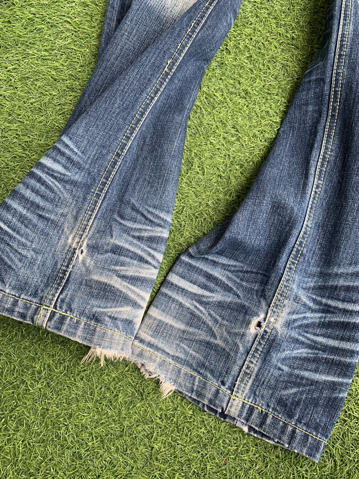 Japanese Brand More Core Division Distressed style Denim Jeans Size US 32 / EU 48 - 17 Thumbnail