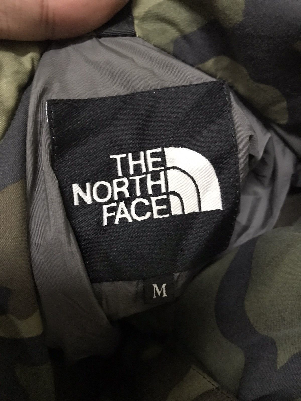 The North Face THE NORTH FACE Camo Multipockets Hiking Jacket Size US M / EU 48-50 / 2 - 12 Thumbnail