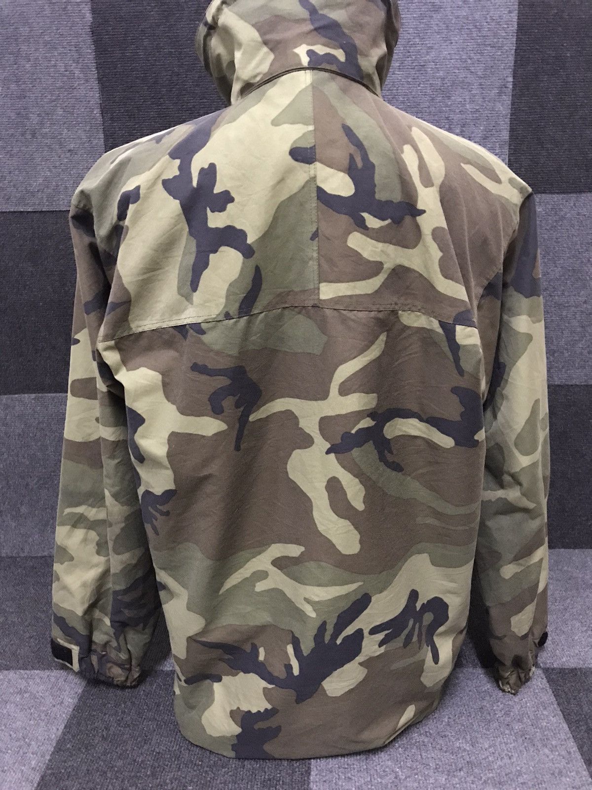 The North Face THE NORTH FACE Camo Multipockets Hiking Jacket Size US M / EU 48-50 / 2 - 10 Thumbnail