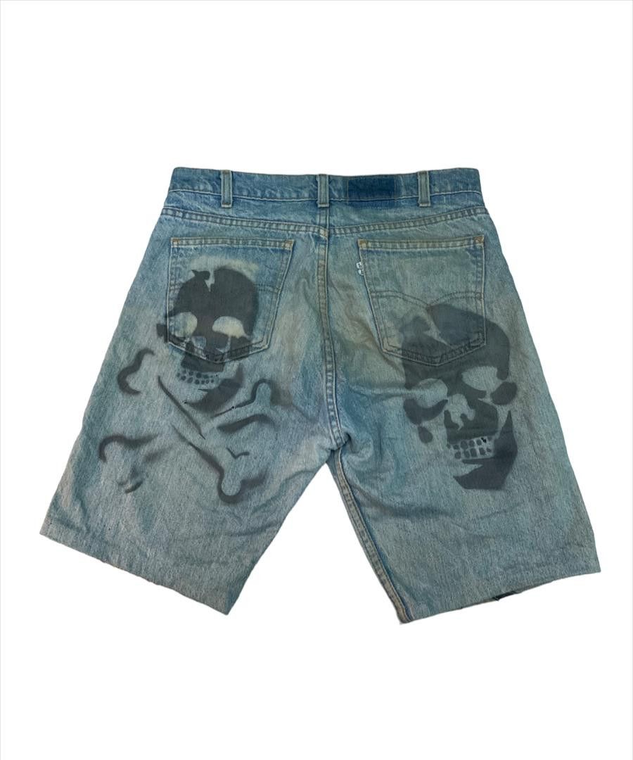 Vintage Levi's Dirty Custom Cut Skull Paint
