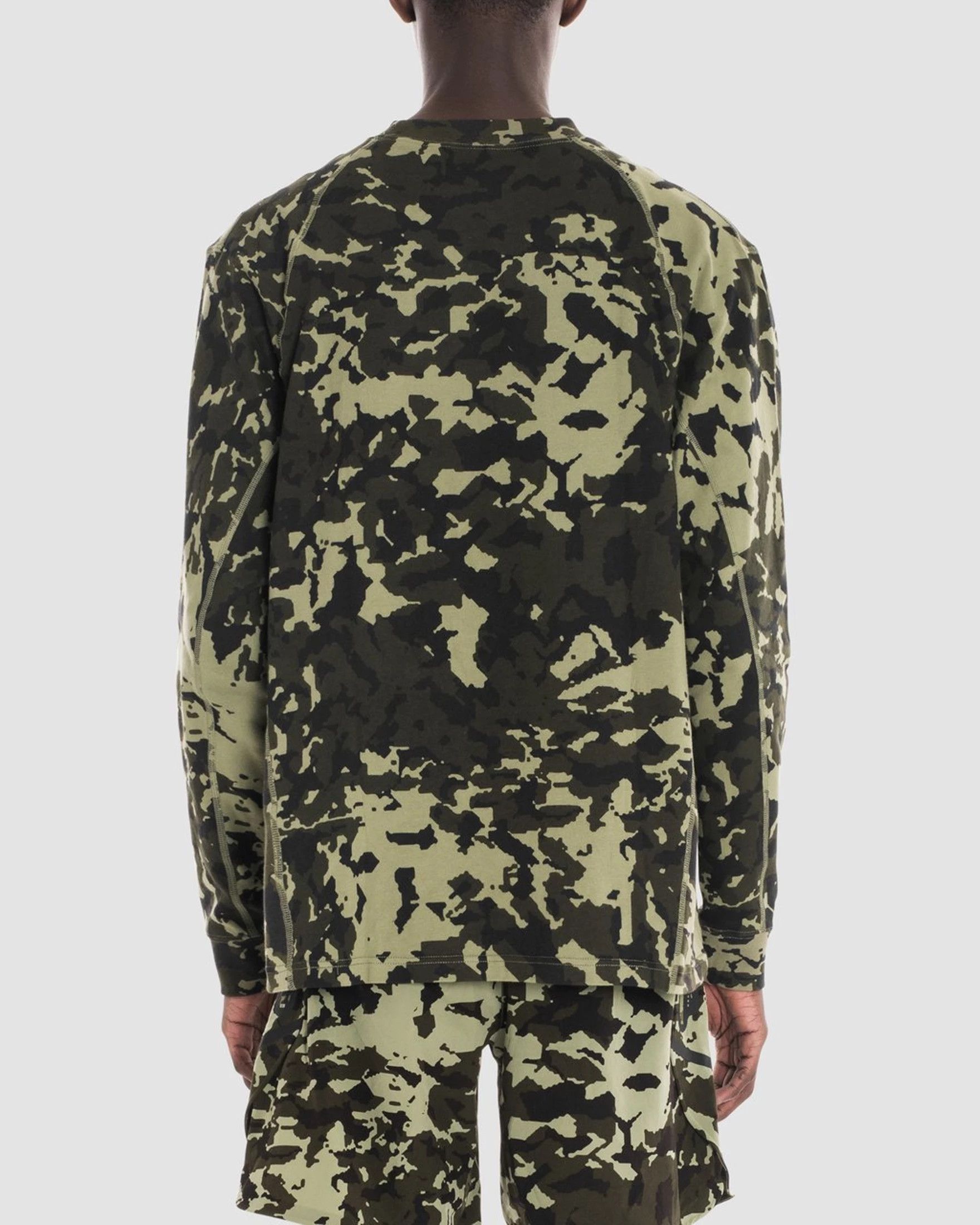 Alyx × MMW 002 Camouflage Long Sleeve T-Shirt (SOLD OUT) Size US S / EU 44-46 / 1 - 2 Thumbnail