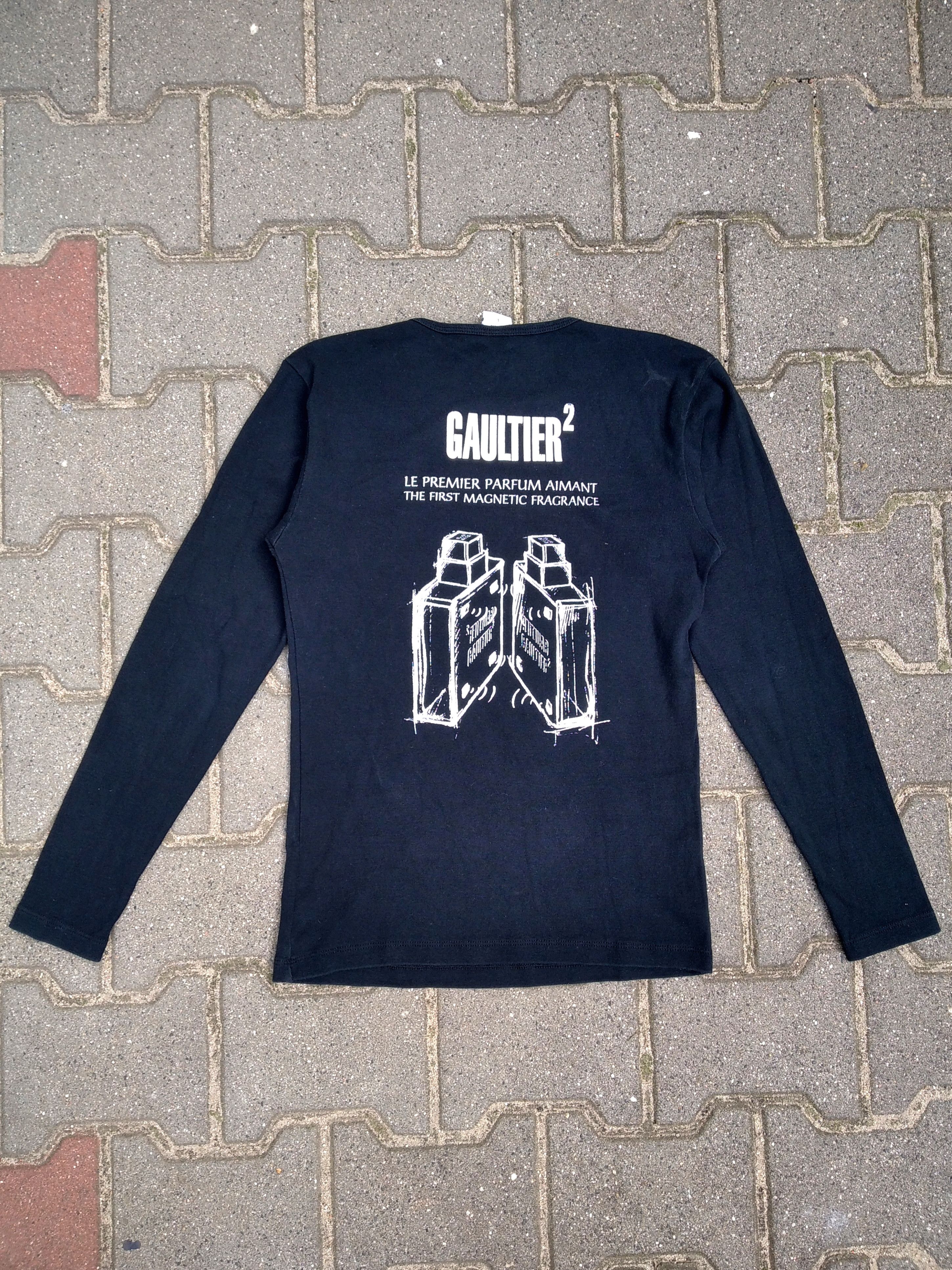 Jean Paul Gaultier Jean Paul Gaultier Parfums Print Longsleeve T-Shirt Size L / US 10 / IT 46 - 1 Thumbnail