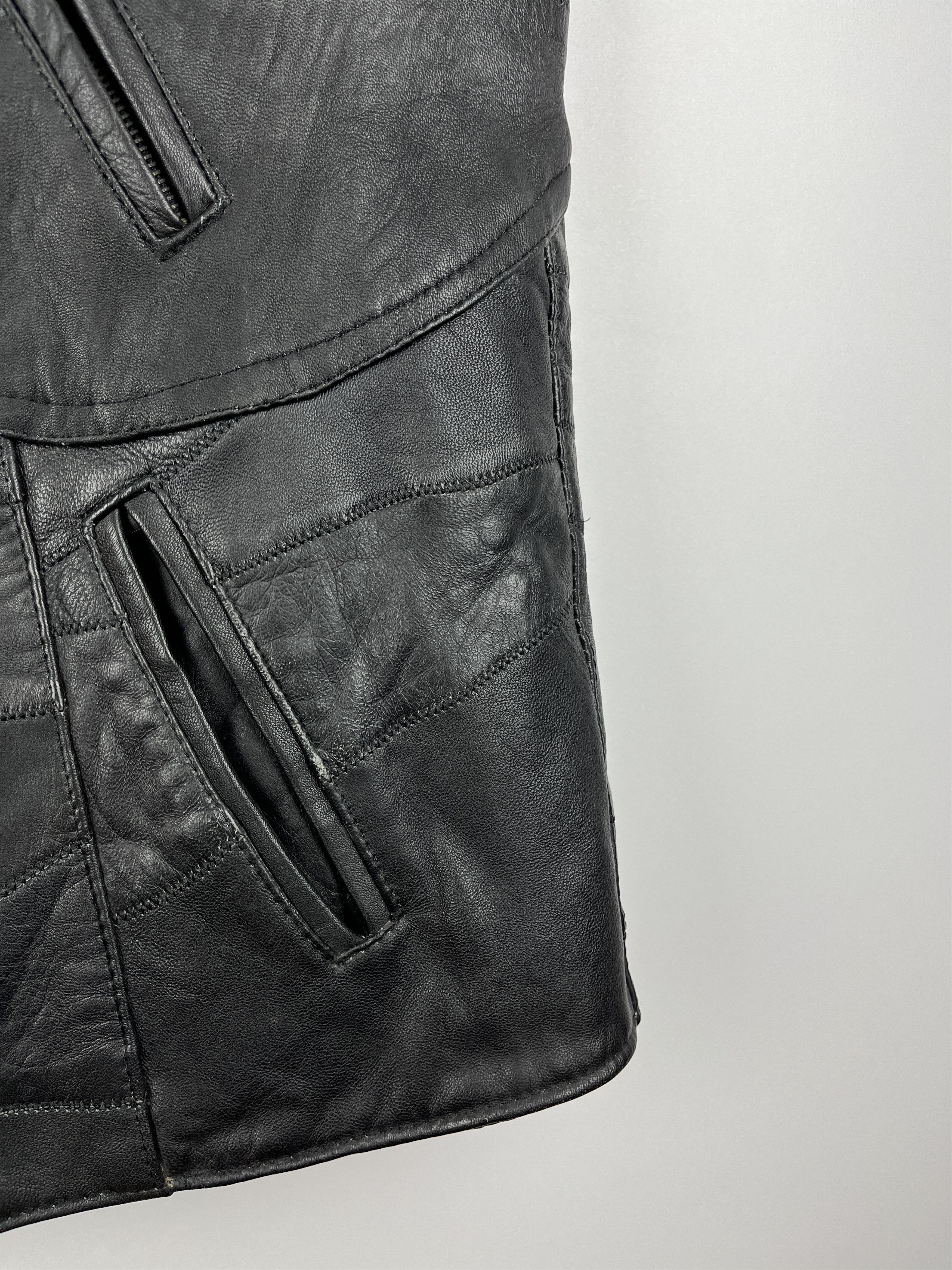 Genuine Leather × Vintage 90's Vintage Leather Patchwork Waistcoat Vest Biker Western Size US XL / EU 56 / 4 - 5 Thumbnail