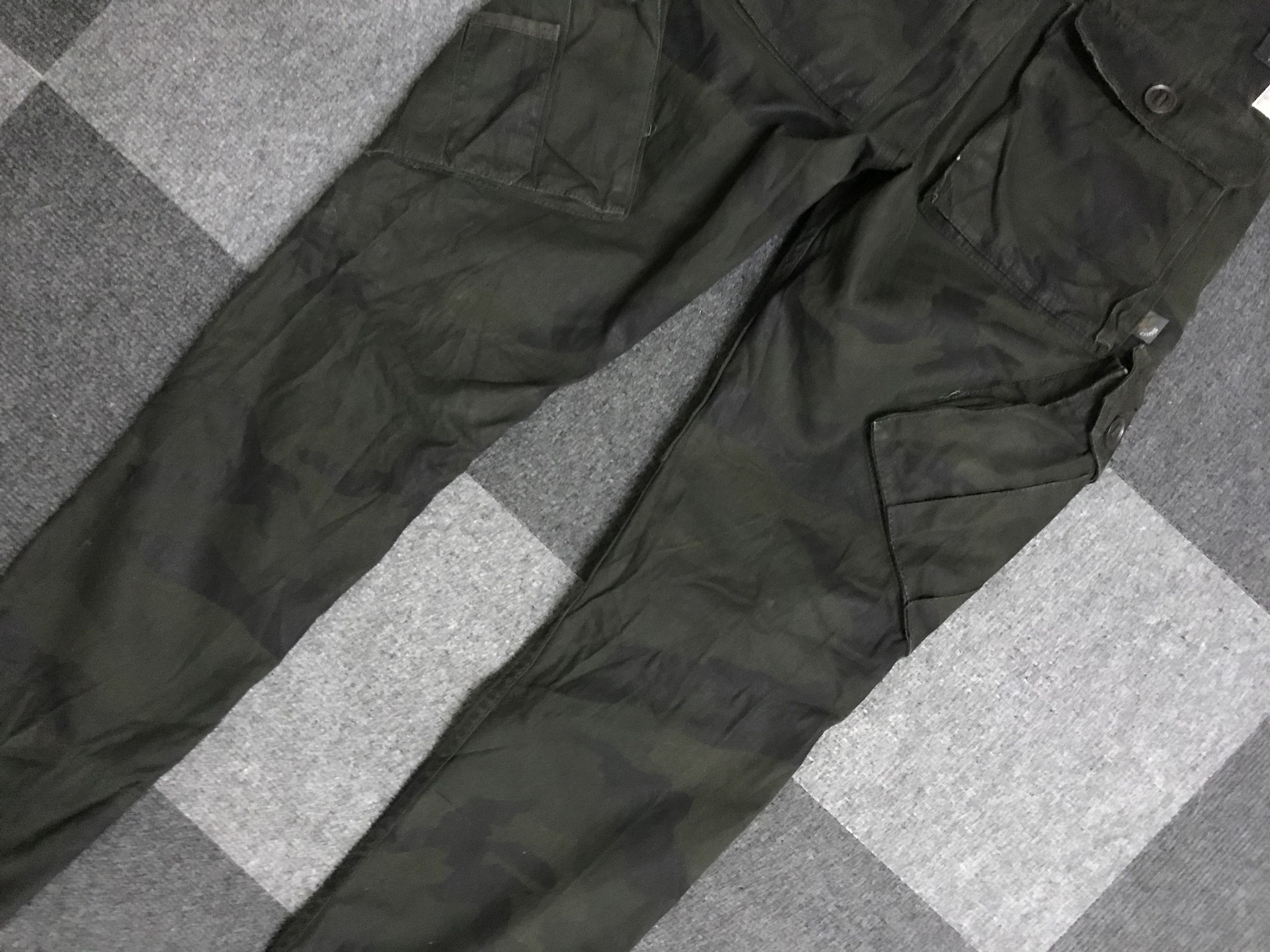 Japanese Brand CP278 BACK NUMBER UP ARMORED Design Camo 3D Cargo Pant Size US 30 / EU 46 - 13 Thumbnail