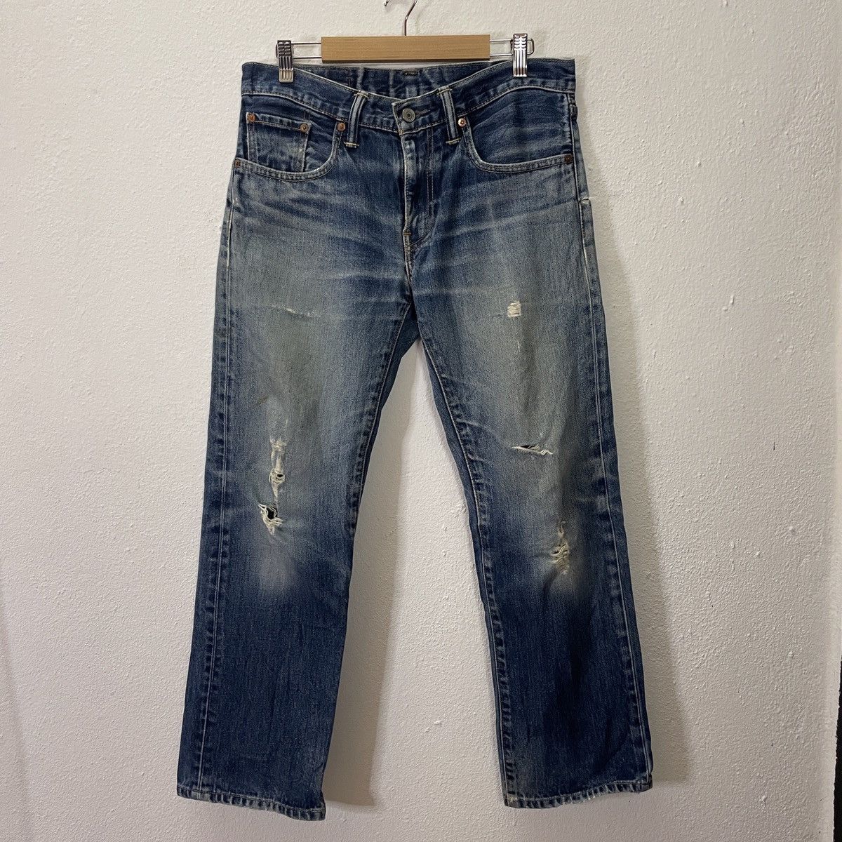 Levi's Vintage Levis 502 Distressed Denim Jeans Size US 32 / EU 48 - 1 Thumbnail