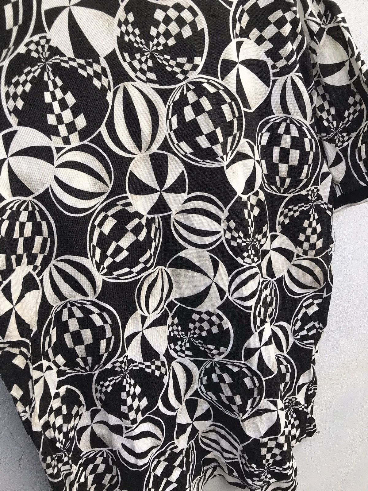Japanese Brand Japanese vintage psychedelic mock neck polo Size US L / EU 52-54 / 3 - 4 Thumbnail