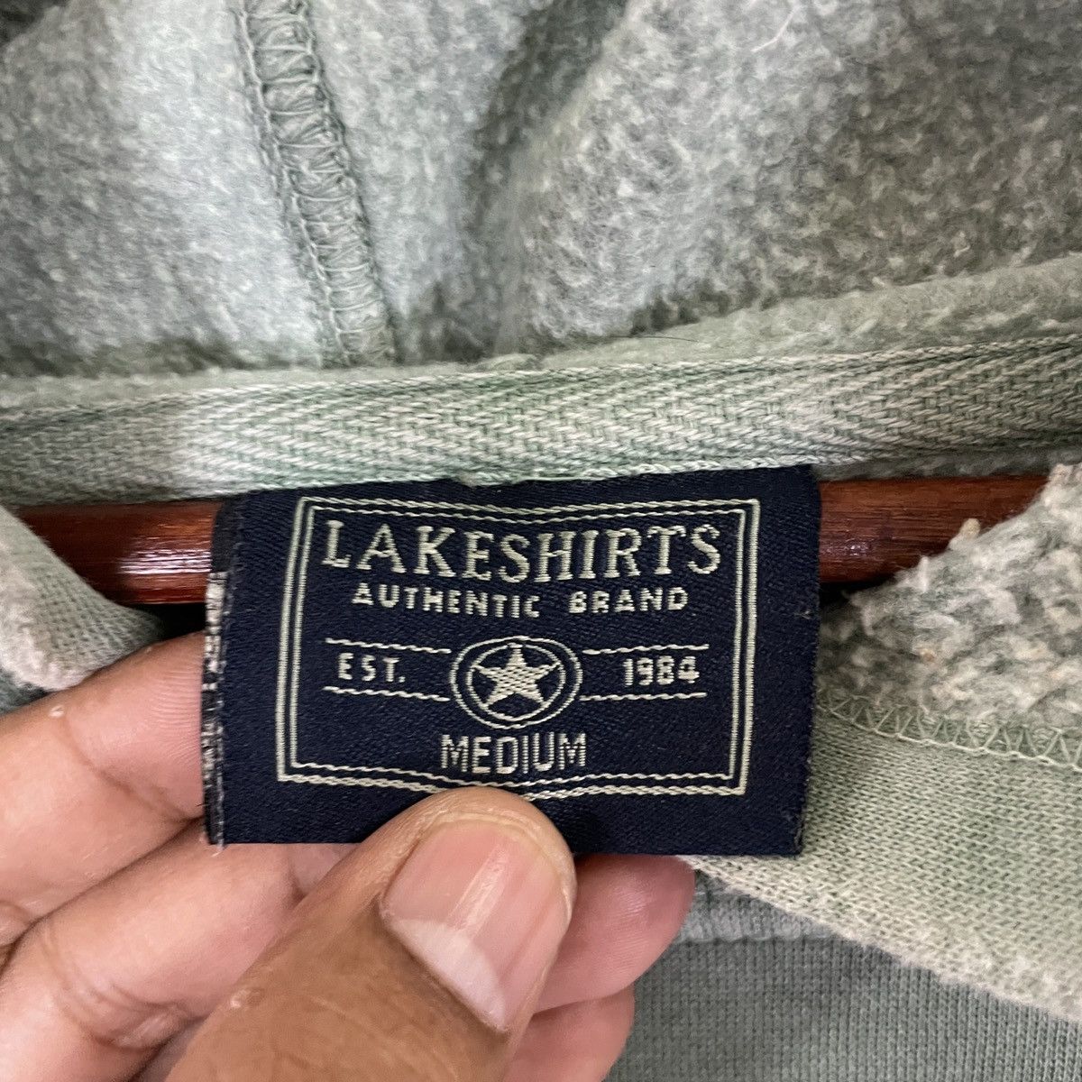 Japanese Brand Vintage Lakeshirts Hoodies Sweatshirt Size US XL / EU 56 / 4 - 5 Thumbnail